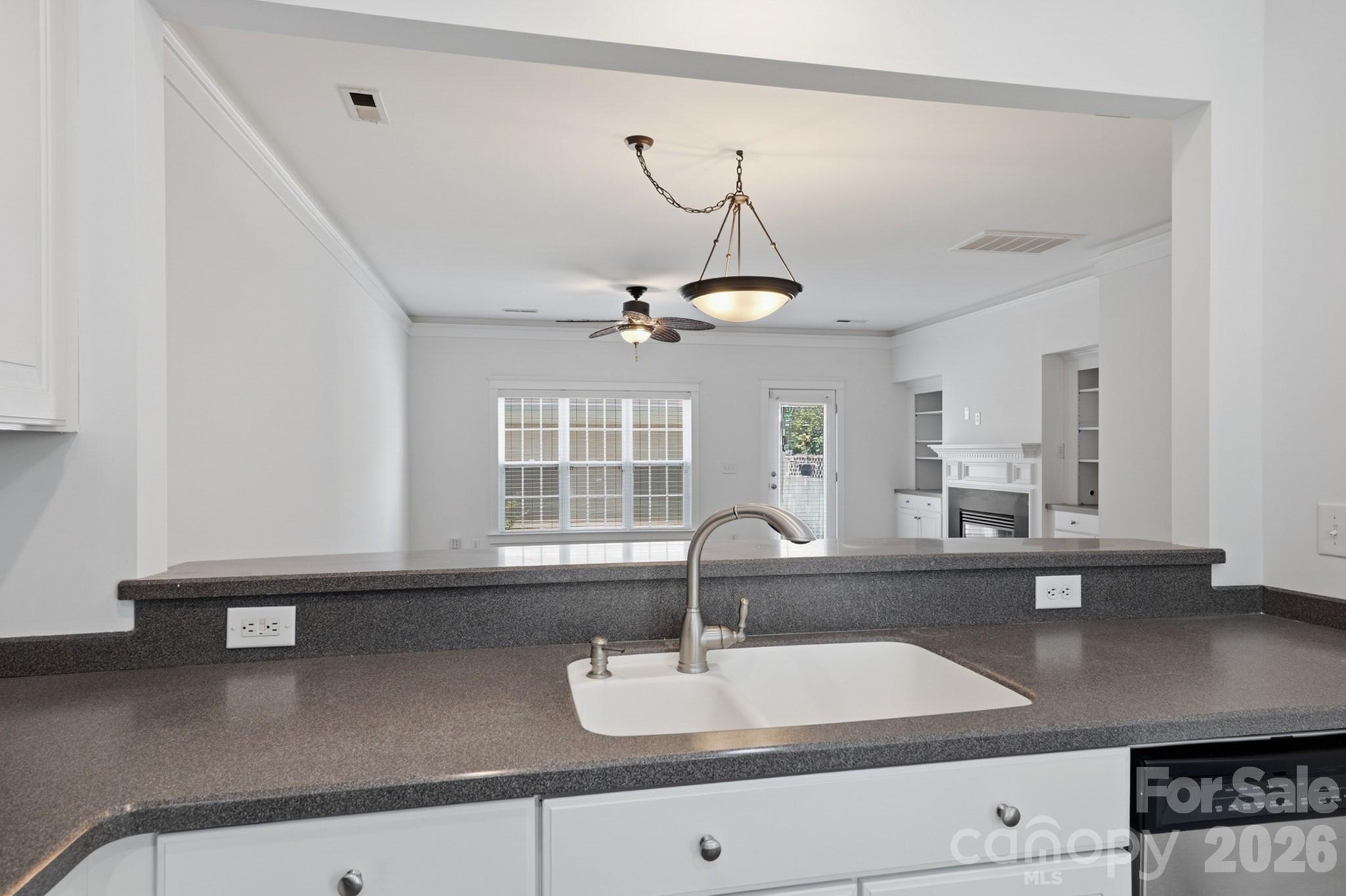 814 Cattaloochee Lane — Huntersville