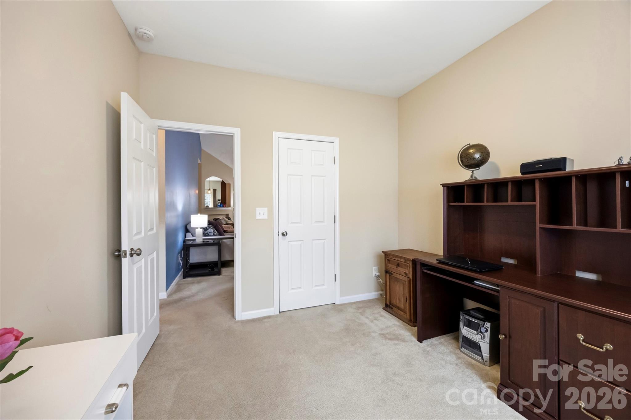 8526 Summer Serenade Drive — Huntersville