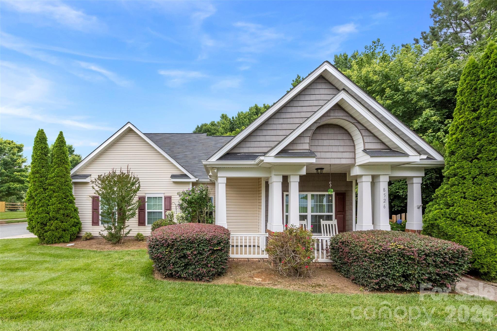 8526 Summer Serenade Drive — Huntersville