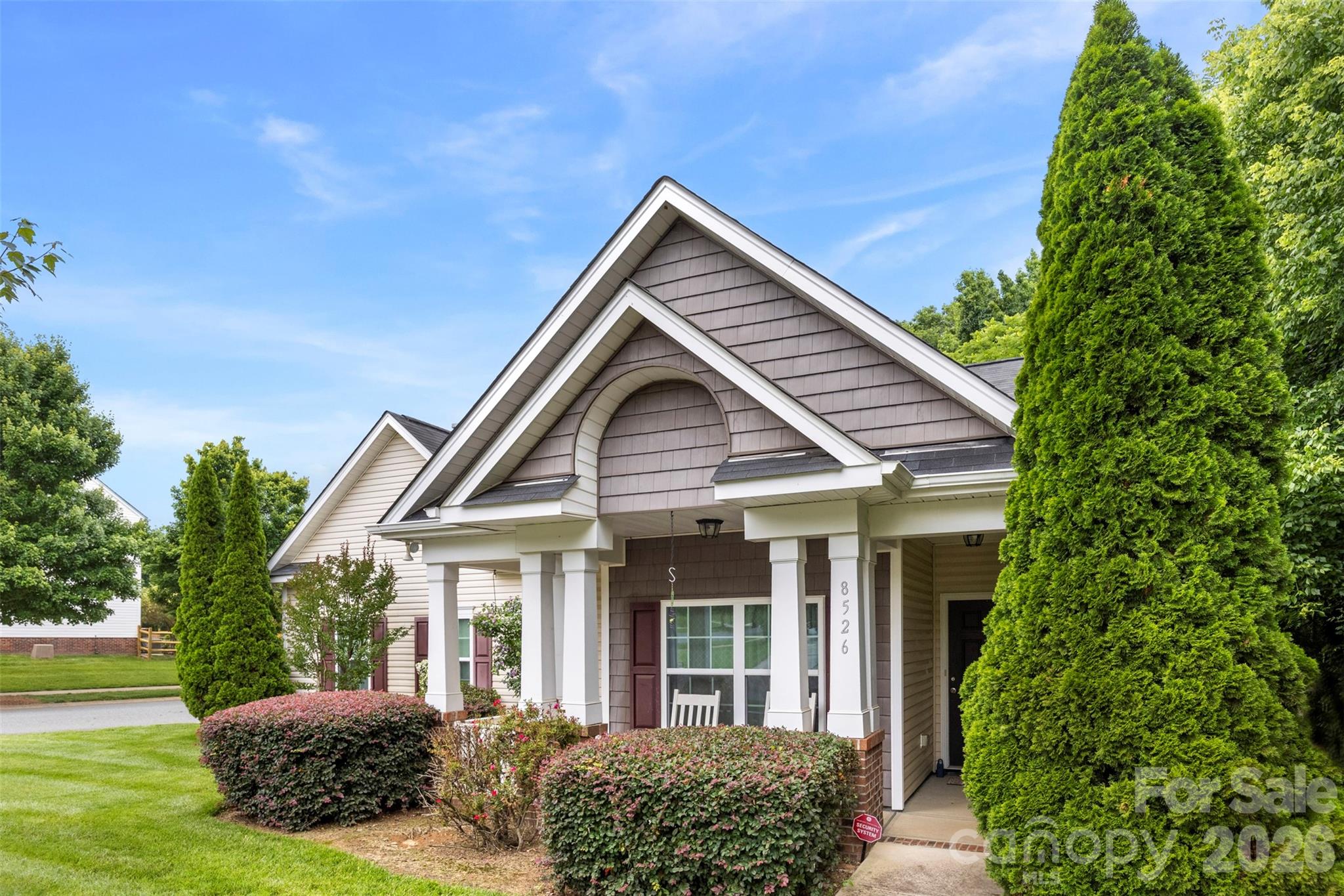 8526 Summer Serenade Drive — Huntersville