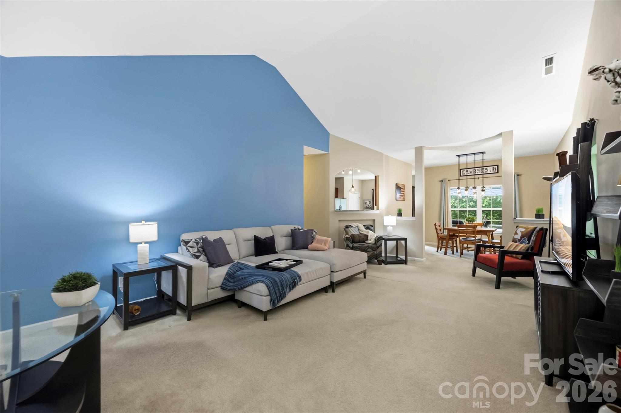 8526 Summer Serenade Drive — Huntersville