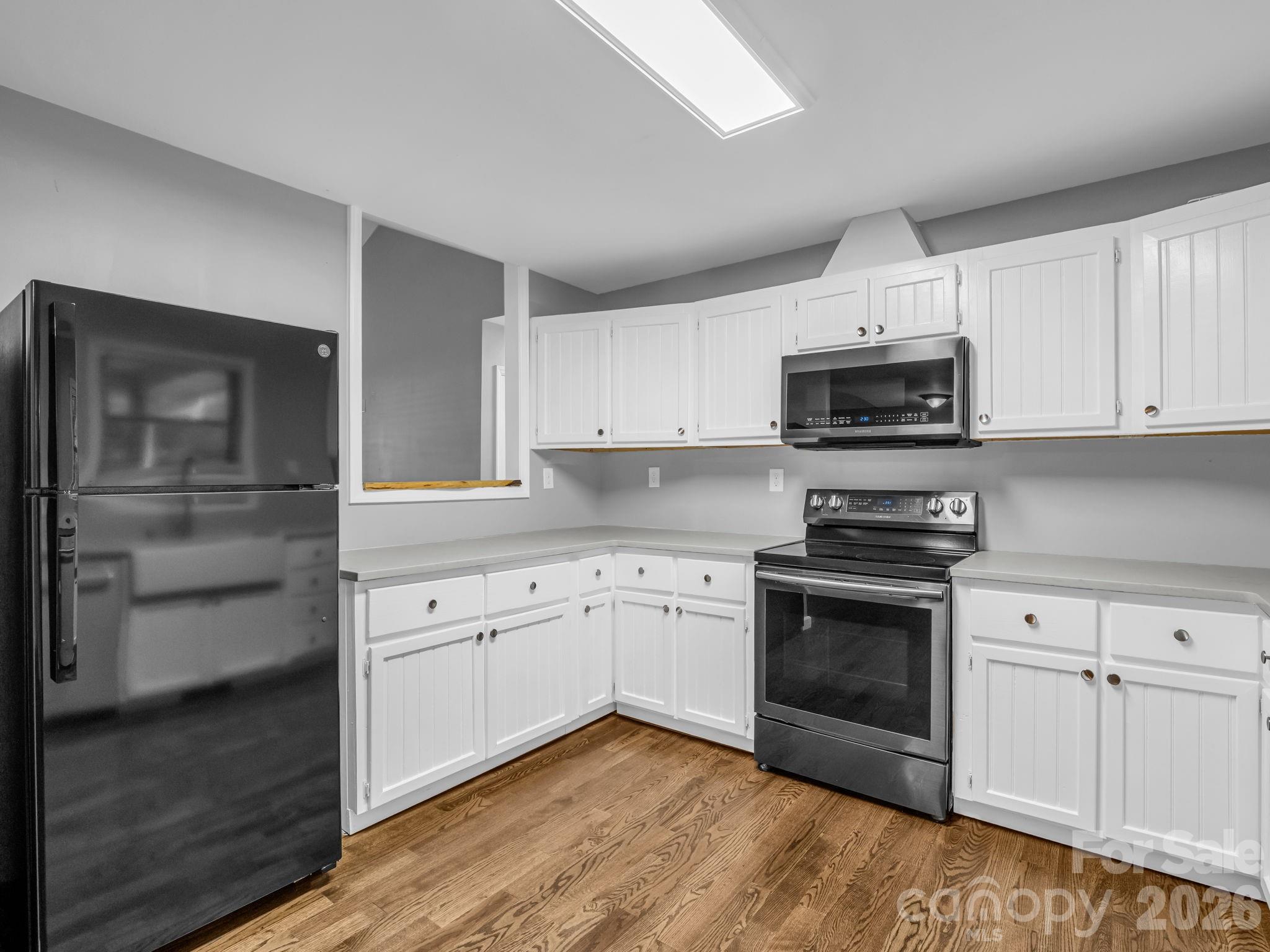 103 Ross Road — Shelby