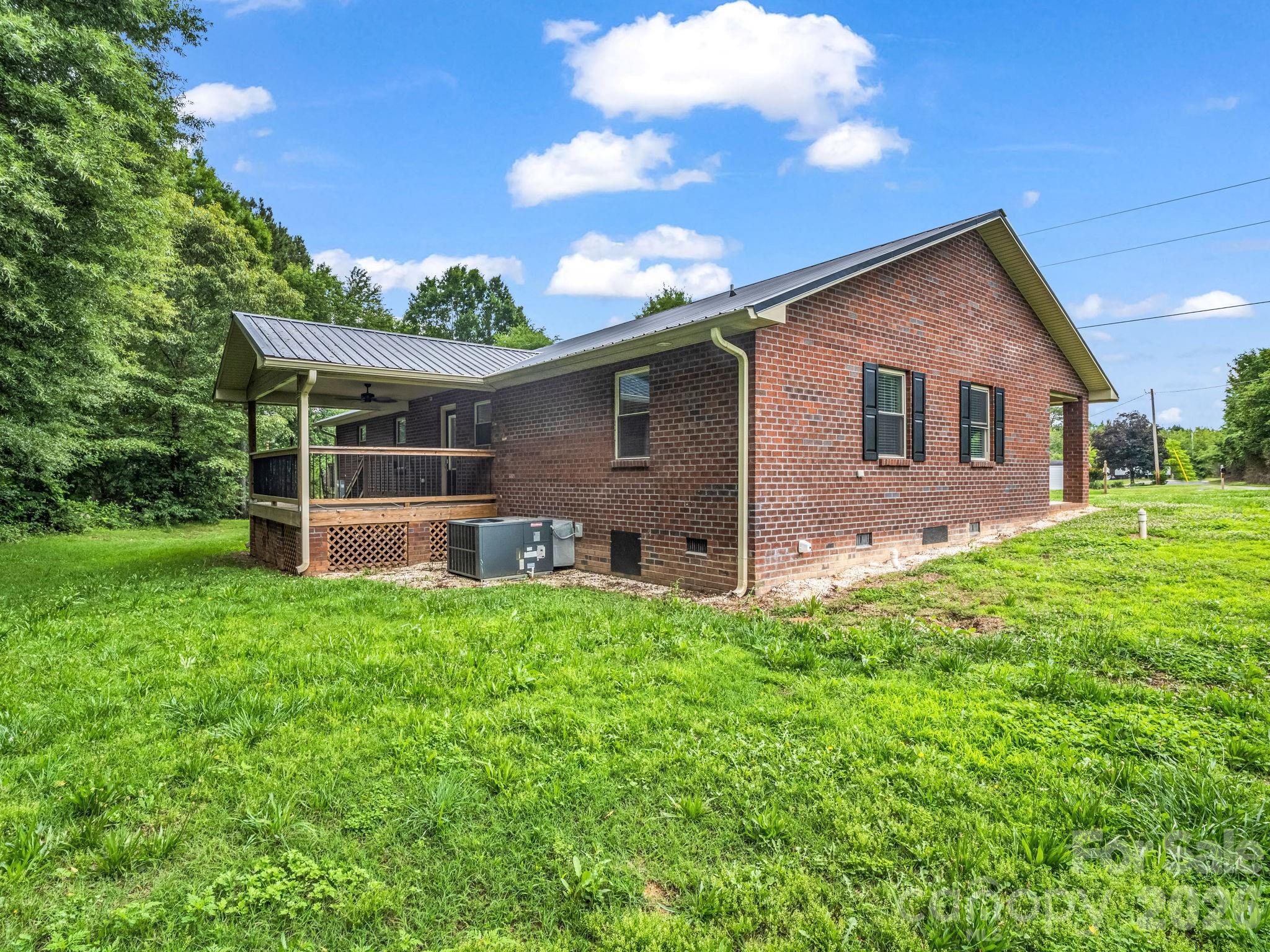 103 Ross Road — Shelby