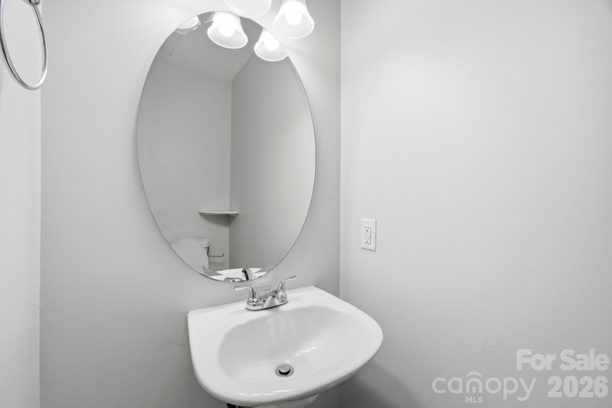 3132 Heathstead Place — Charlotte