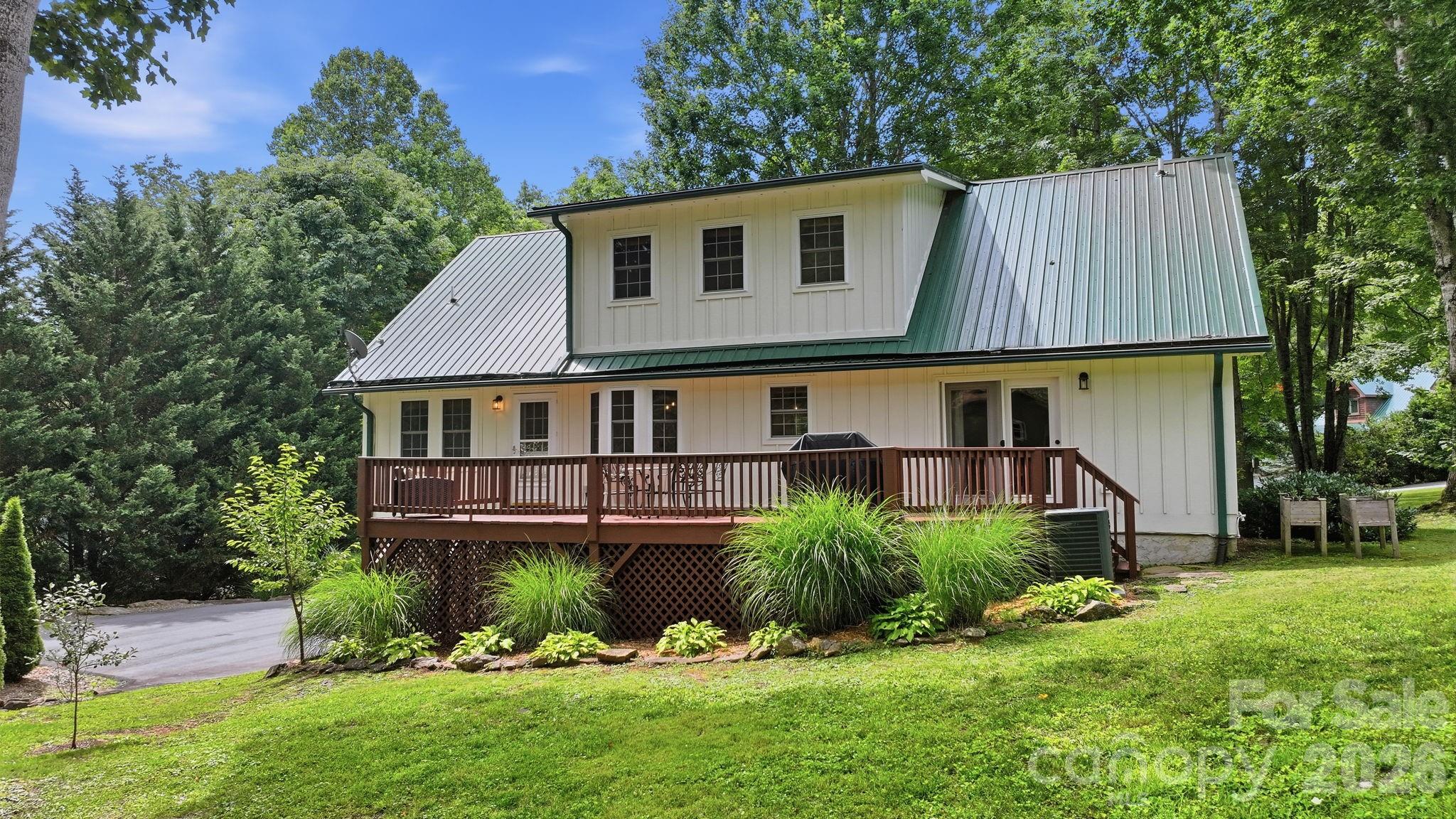 248 Brannon Forest Drive — Waynesville
