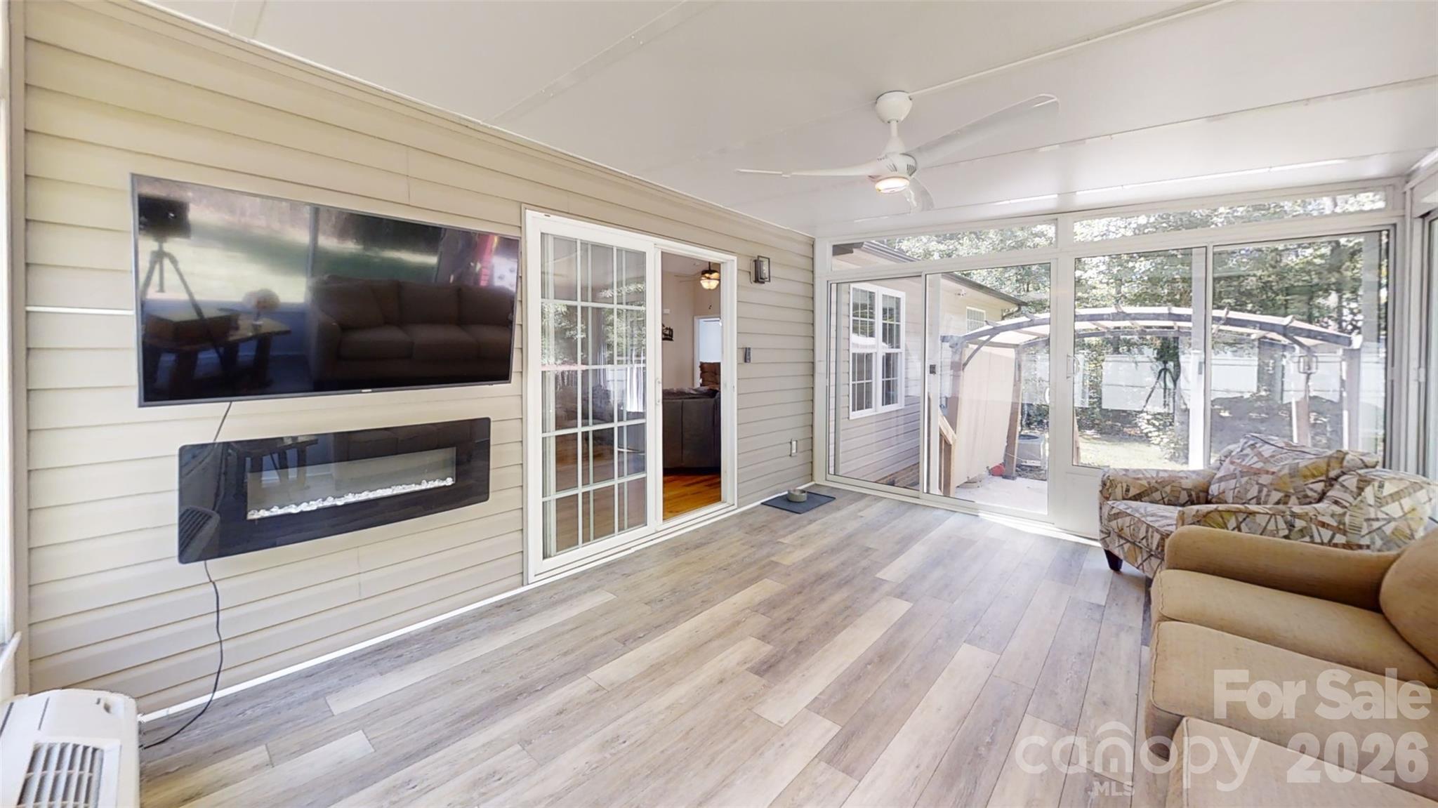6825 Forney Hill Road — Denver