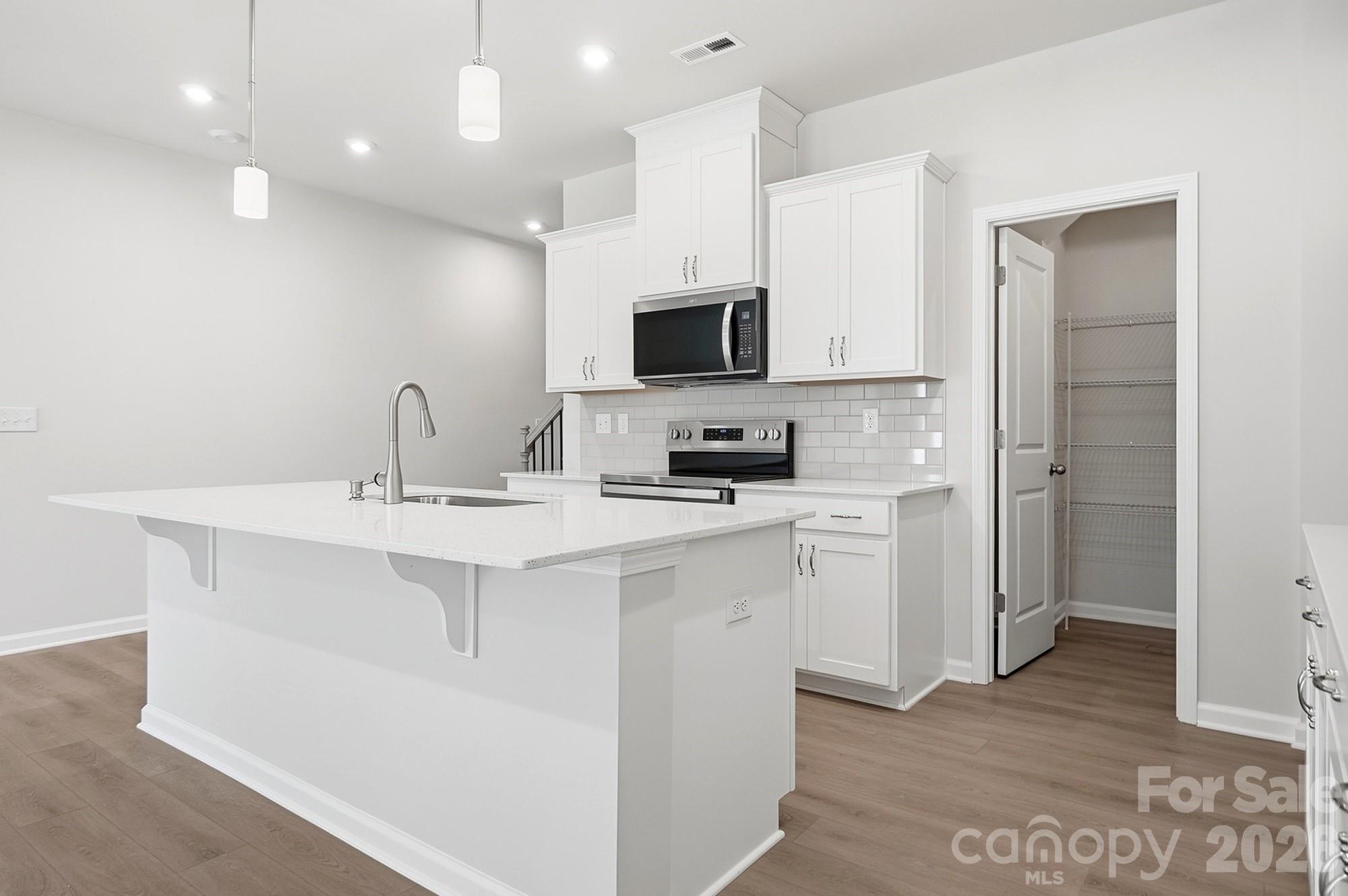 1304 Vibrant Road — Charlotte