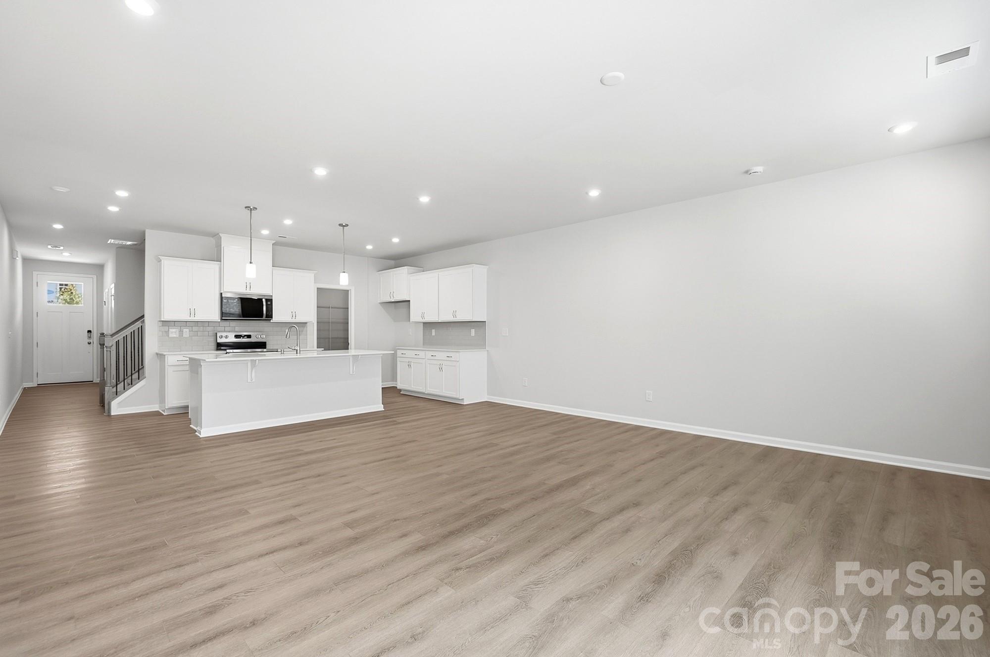 1304 Vibrant Road — Charlotte