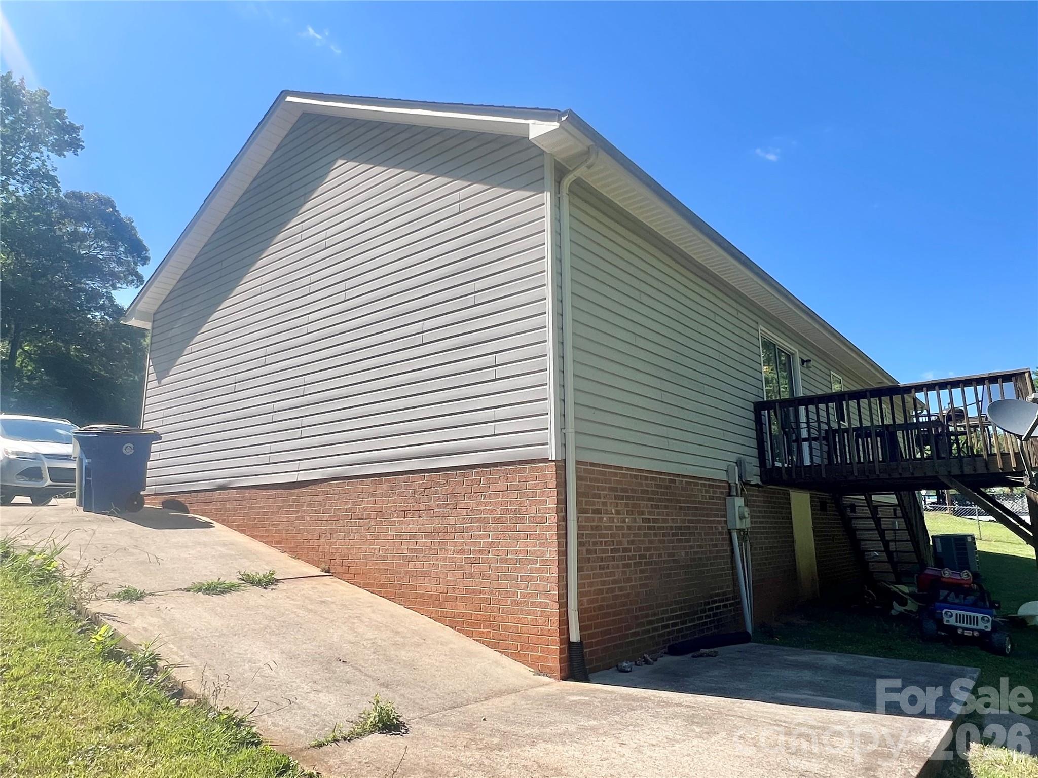 1213 Coventry Place NW — Conover