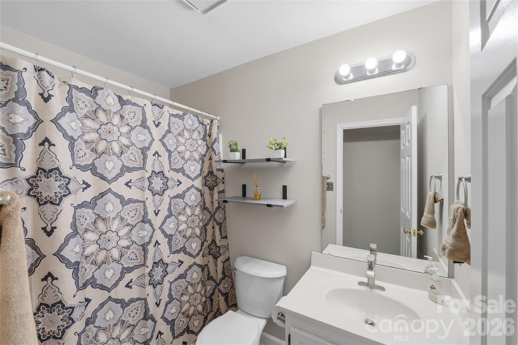 5038 Scaleybark Court — Indian Trail