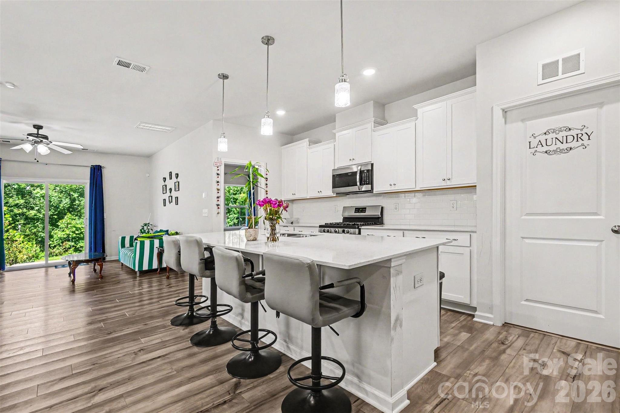 15513 Capps Road — Charlotte