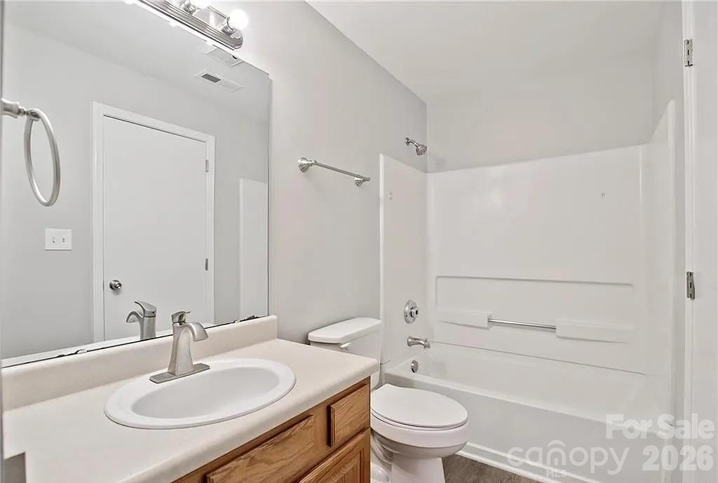 9810 Campus Walk Lane #H — Charlotte