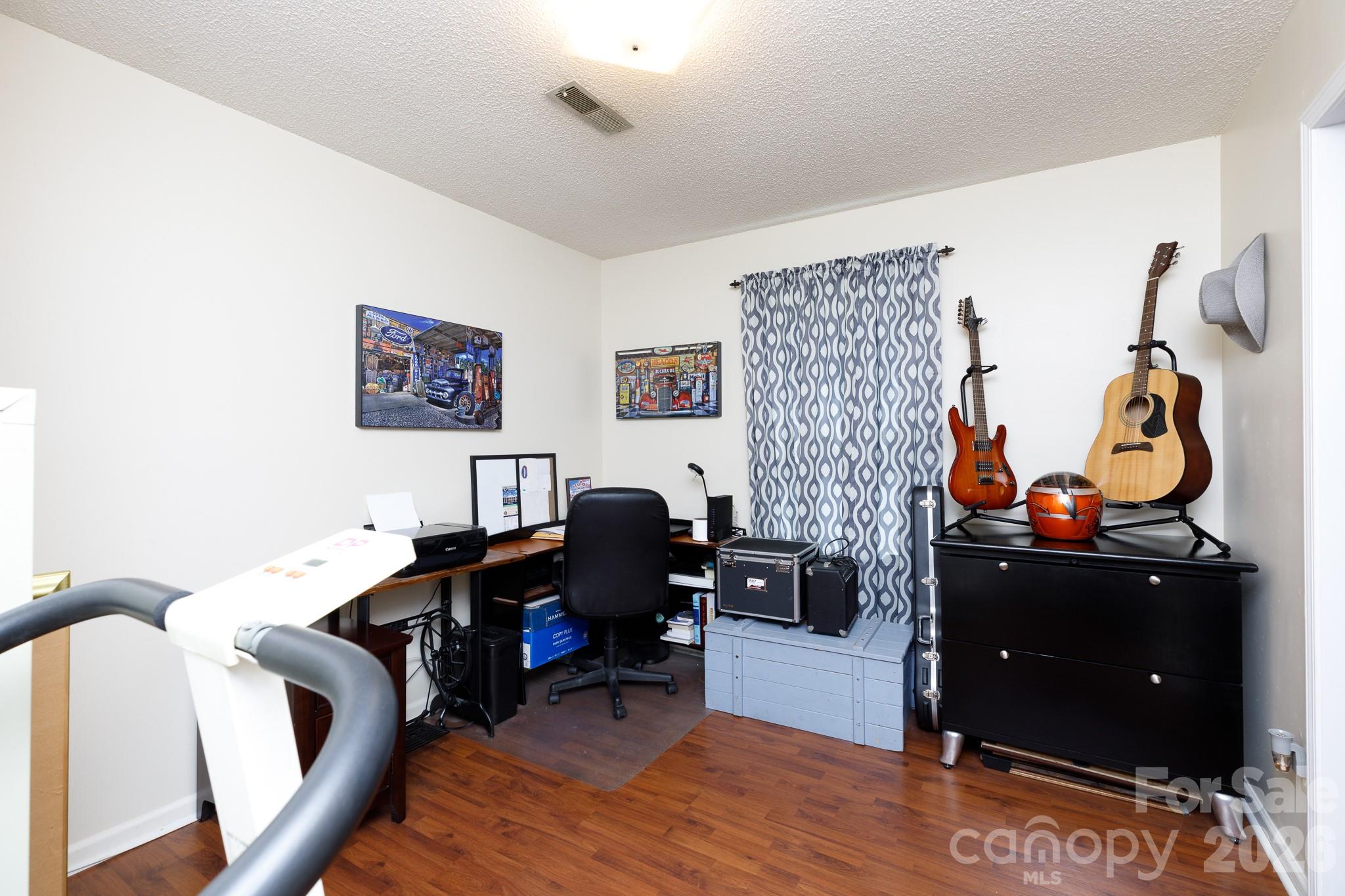 555 E Black Street — Rock Hill