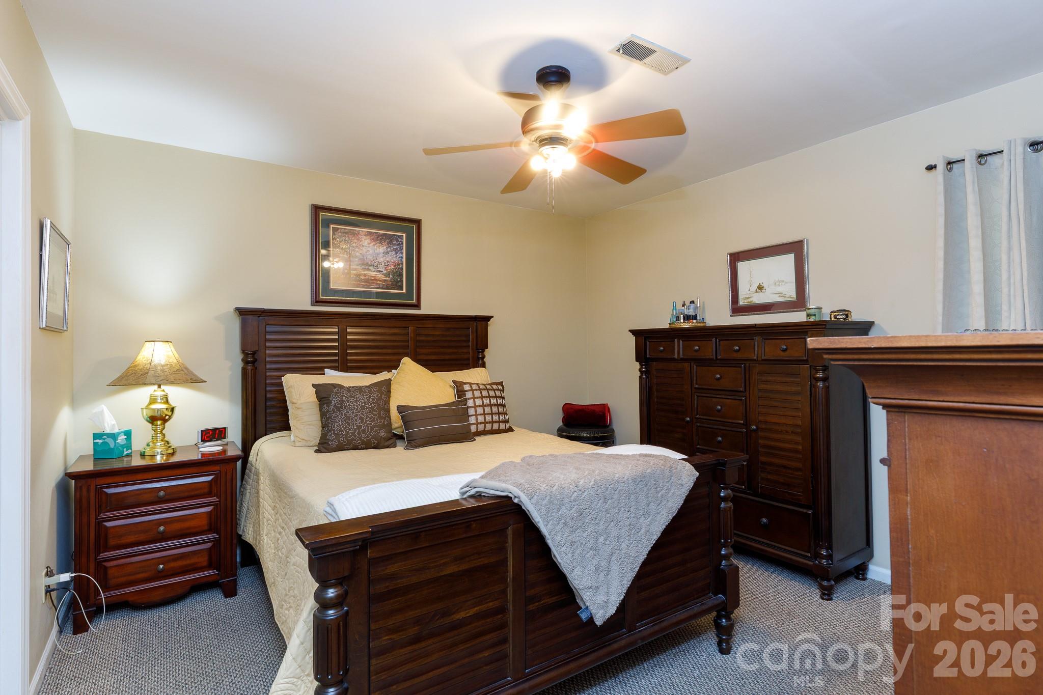 555 E Black Street — Rock Hill