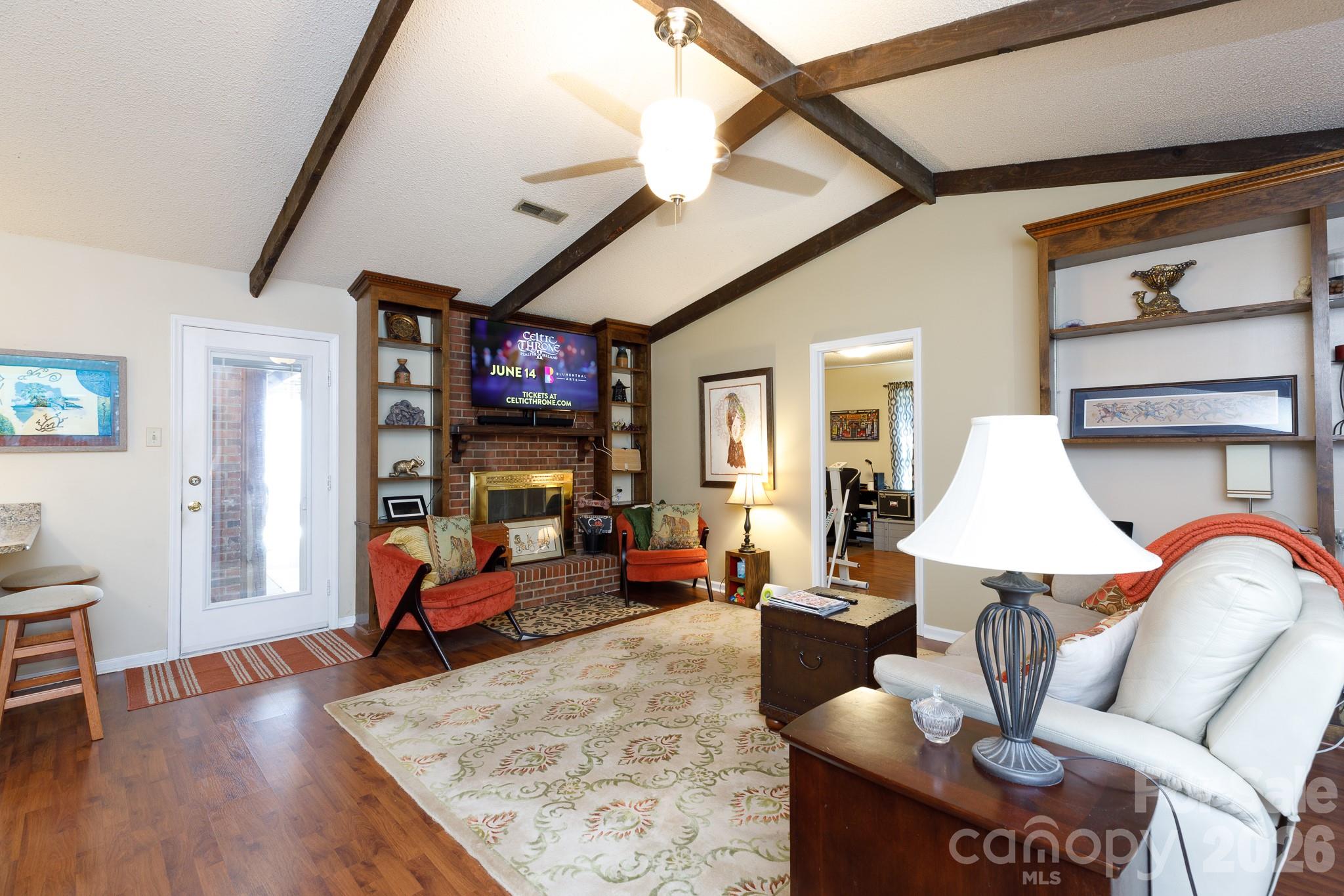 555 E Black Street — Rock Hill
