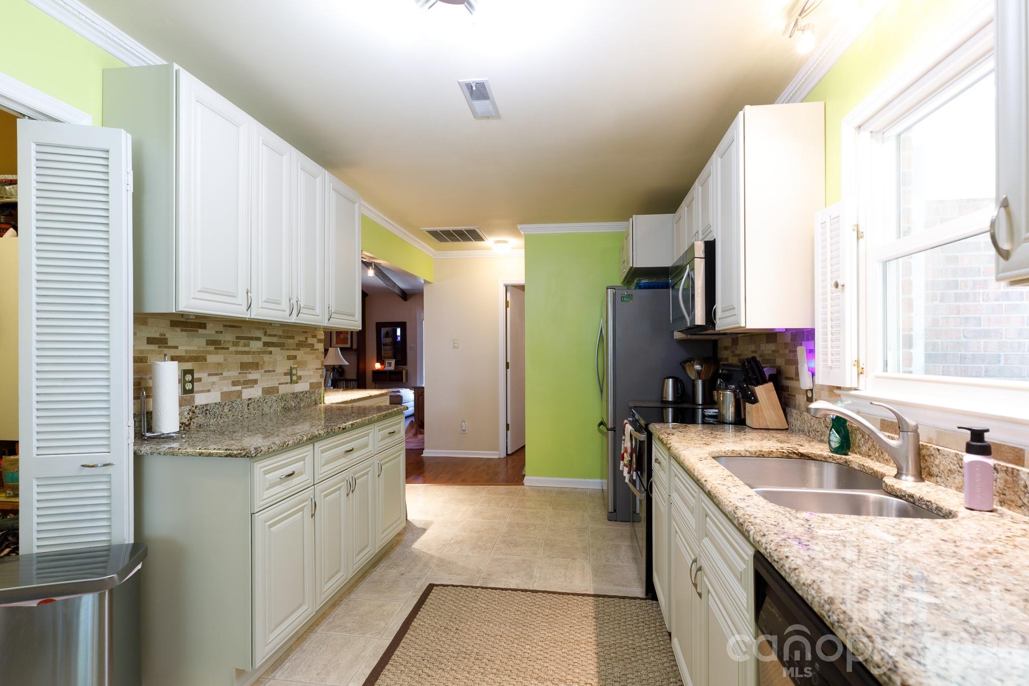 555 E Black Street — Rock Hill
