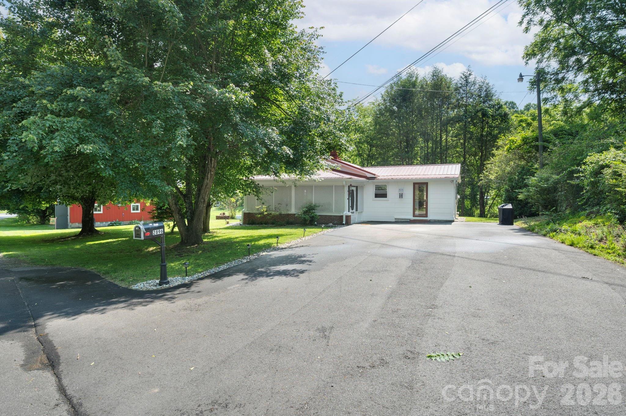 2896 Old Mars Hill Highway — Weaverville