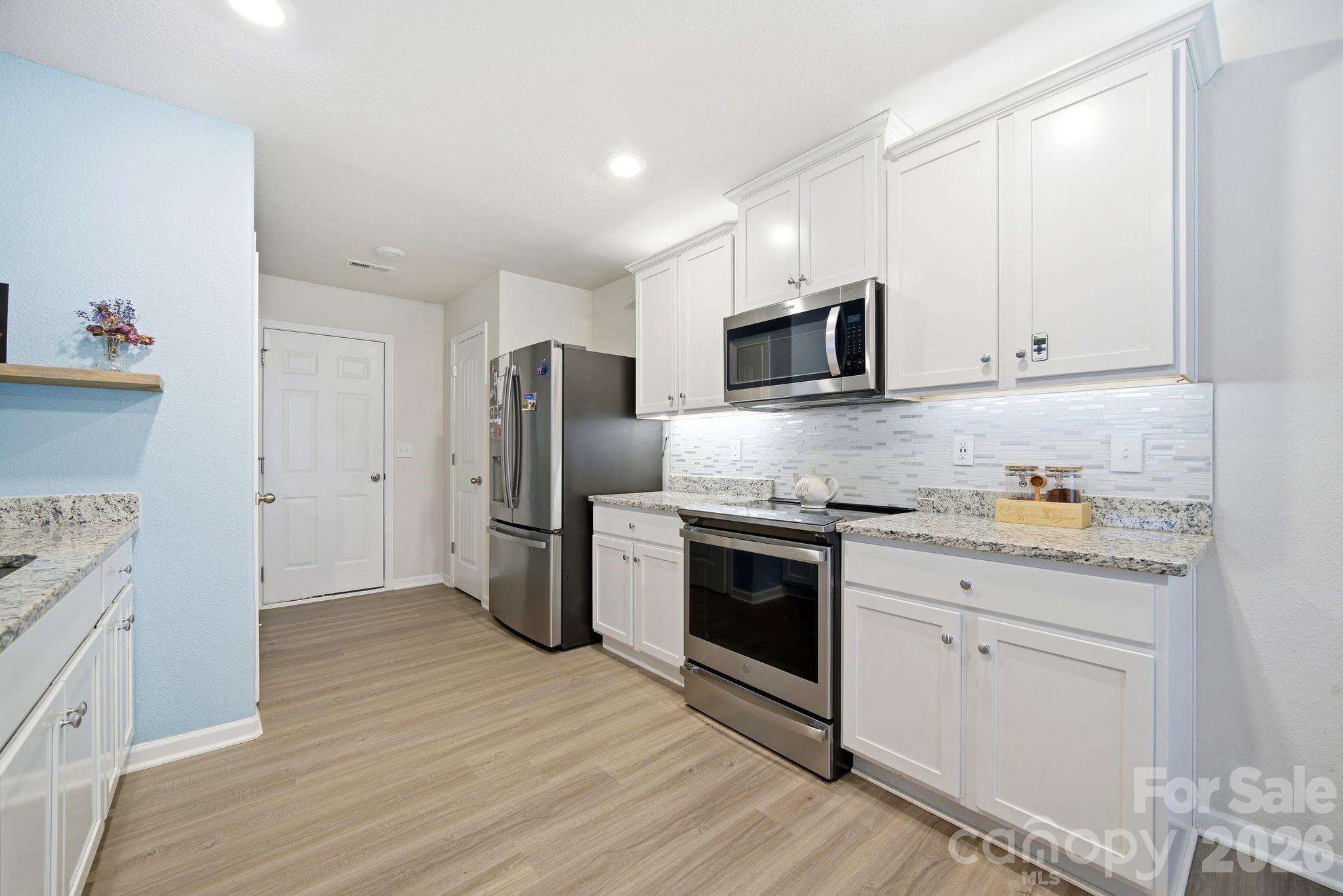 565 Hawley Street — Charlotte