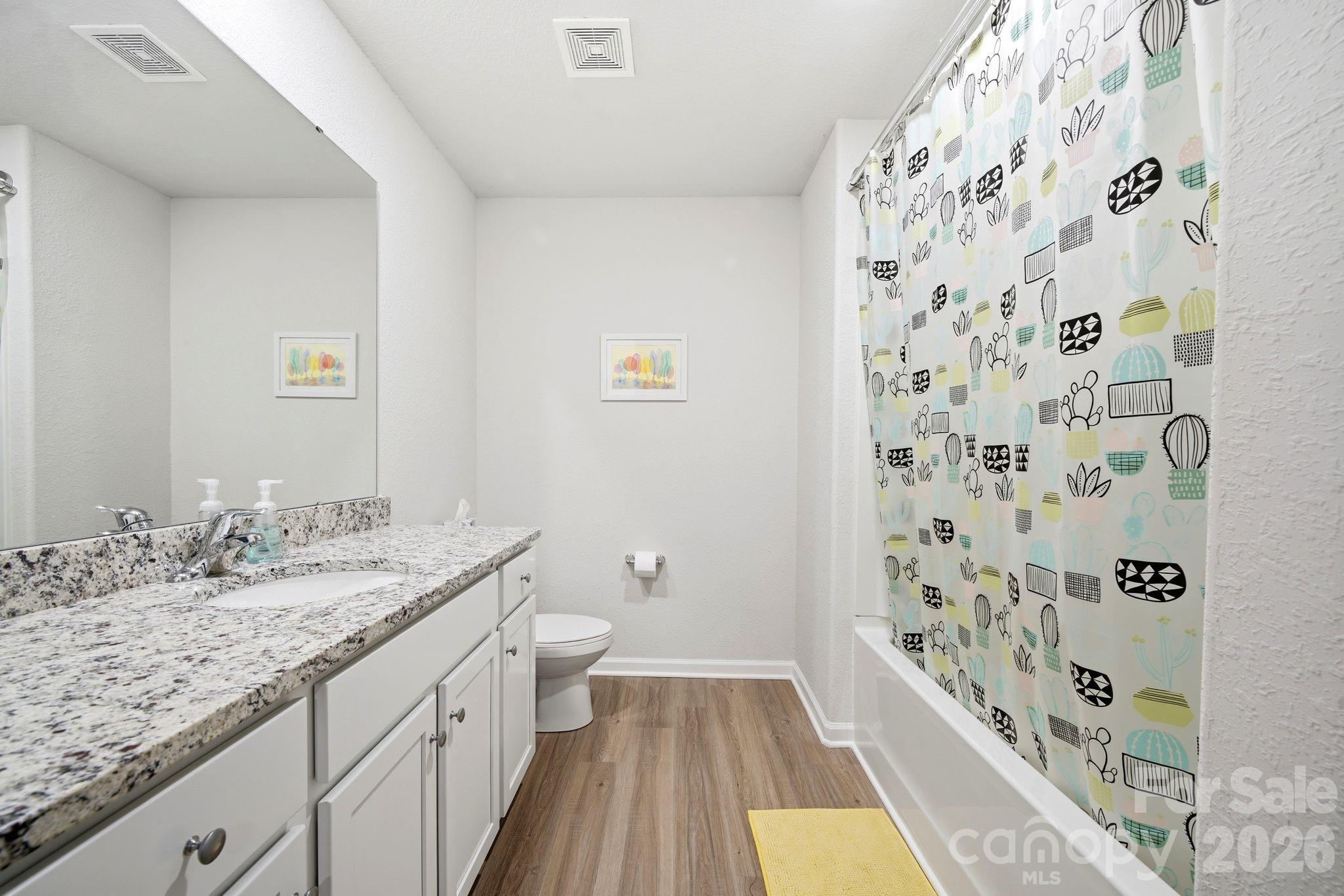 565 Hawley Street — Charlotte