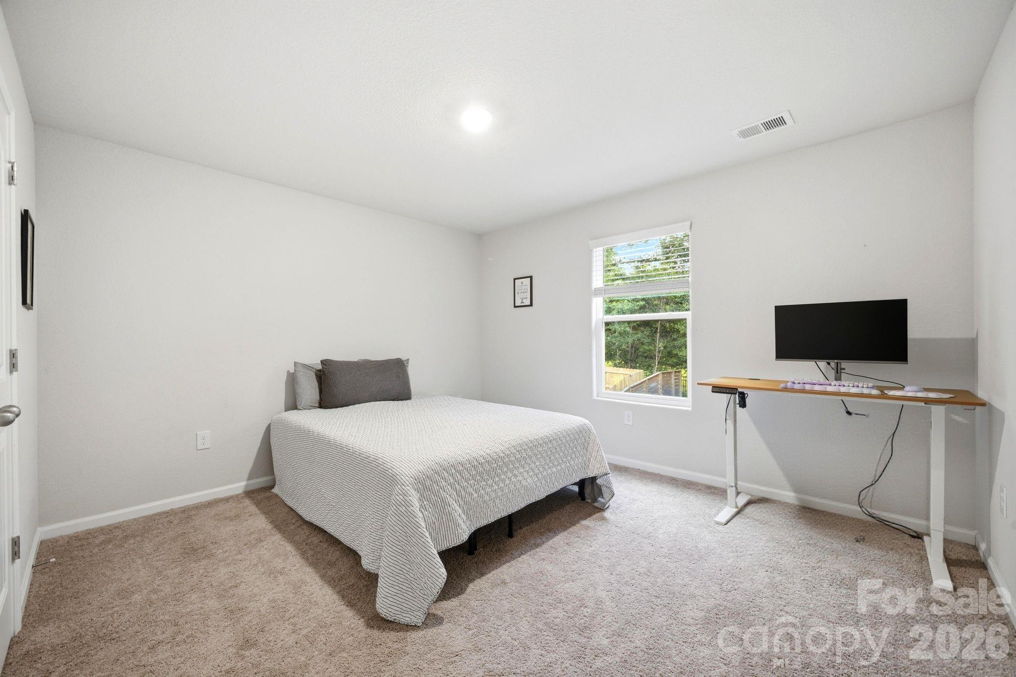 565 Hawley Street — Charlotte
