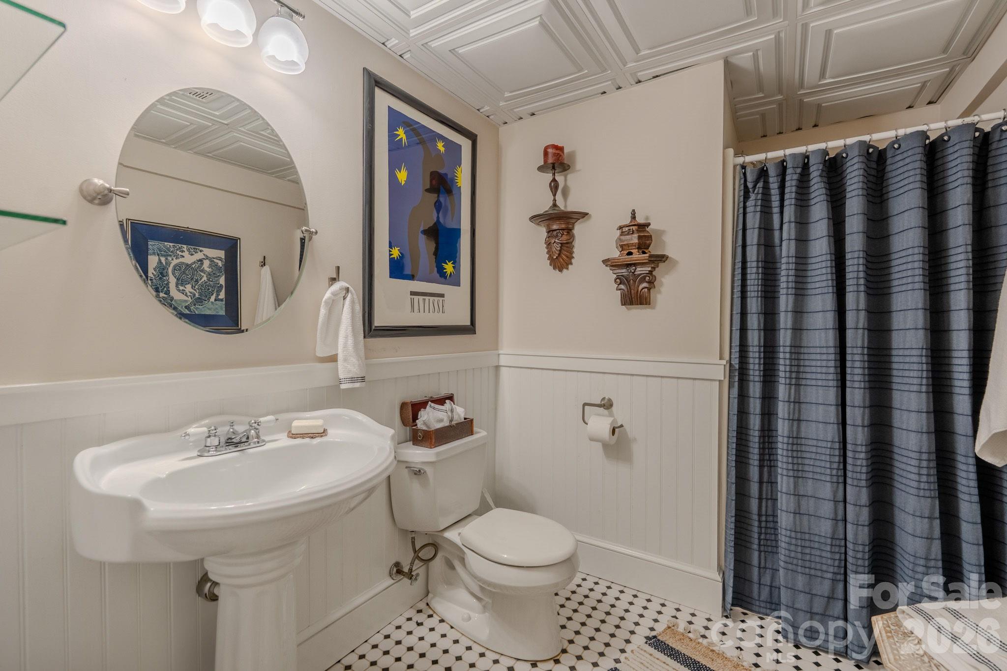 77 Chestnut Street #106 — Tryon