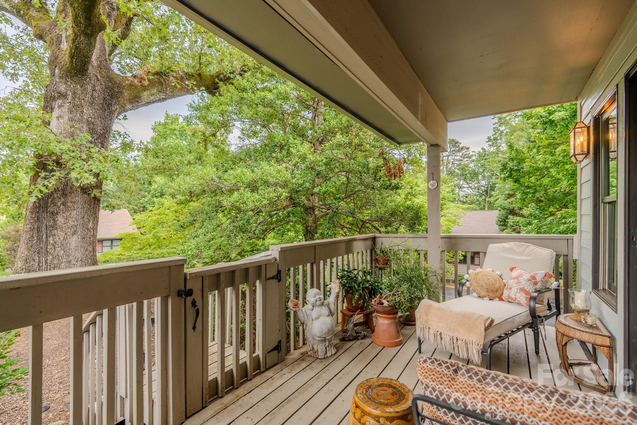 77 Chestnut Street #106 — Tryon