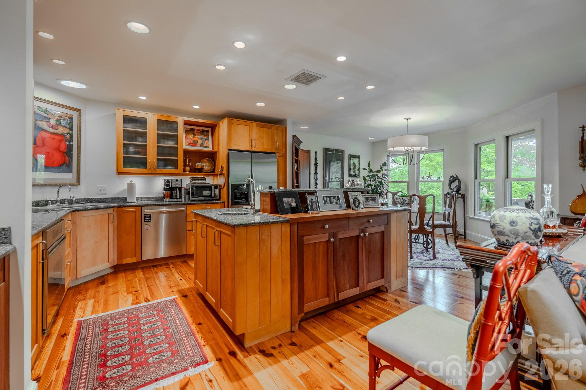 77 Chestnut Street #106 — Tryon