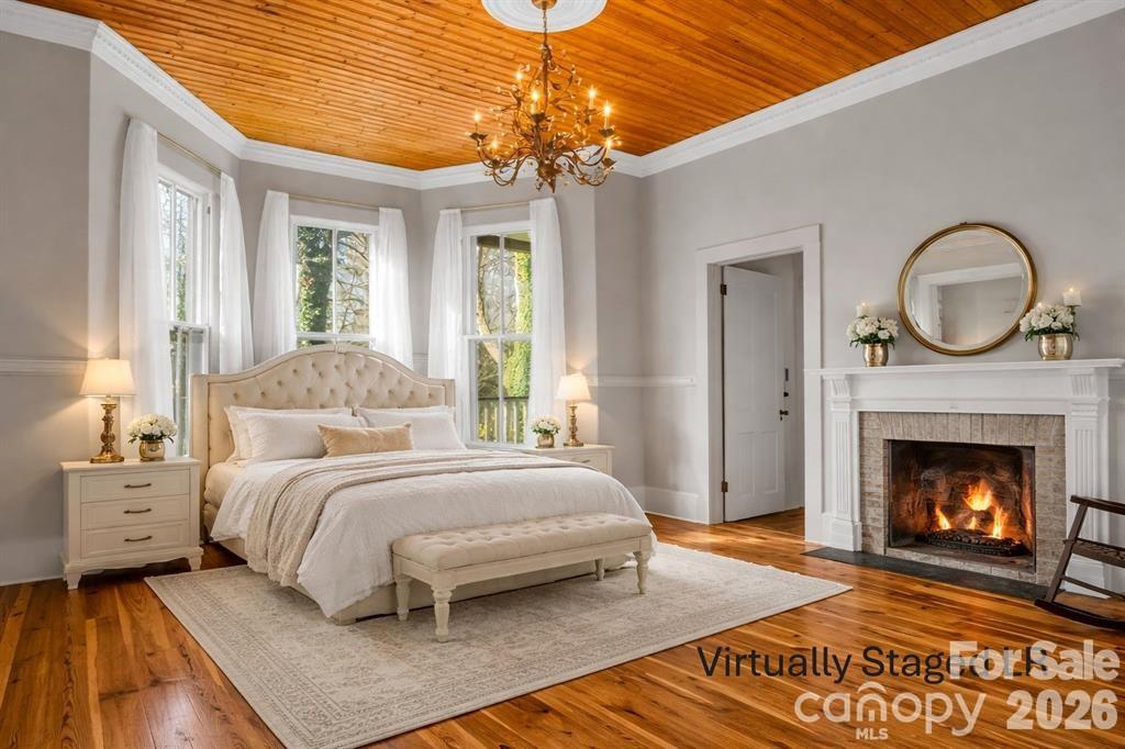 219 Stoney Mountain Road — Hendersonville