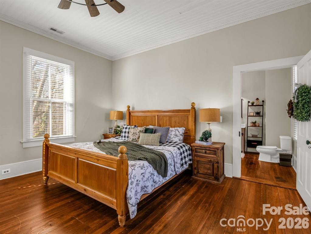 219 Stoney Mountain Road — Hendersonville