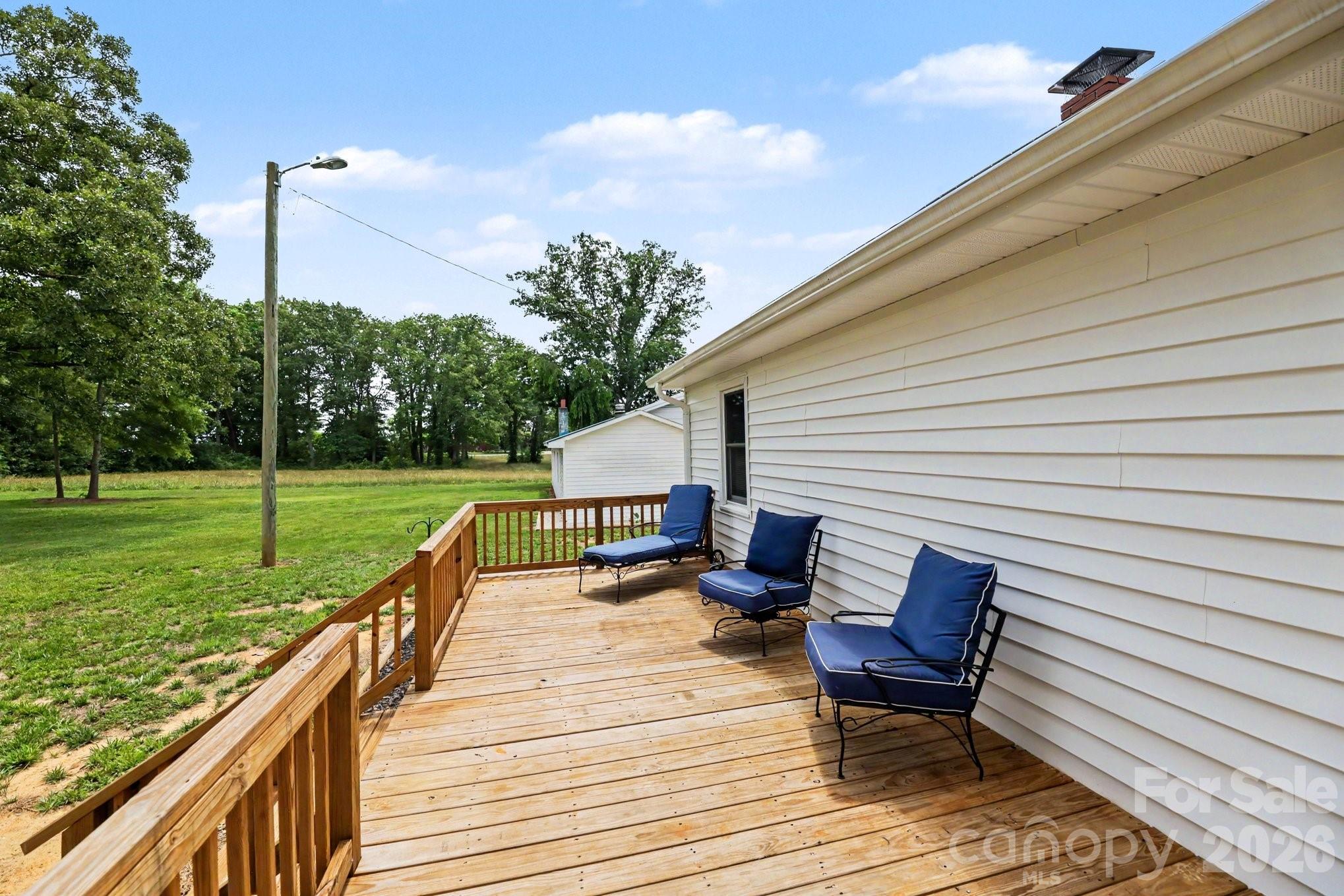 2724 Union Cross Church Road — Yadkinville