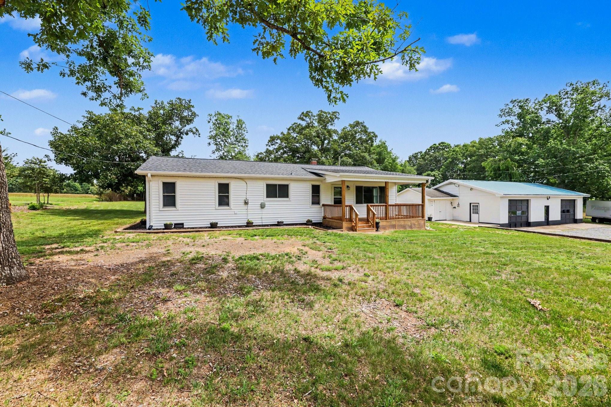 2724 Union Cross Church Road — Yadkinville