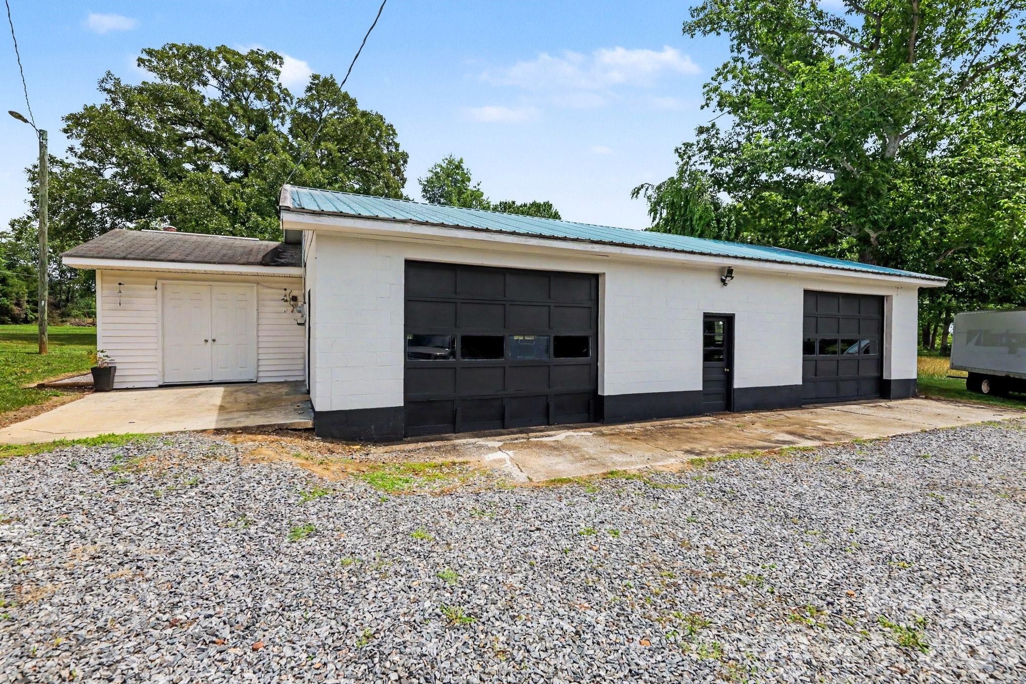 2724 Union Cross Church Road — Yadkinville