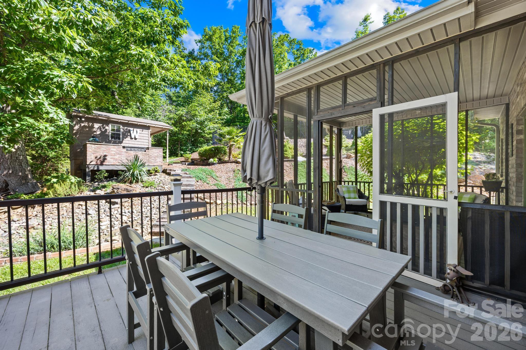 244 Mark Ryan Lane — Dallas