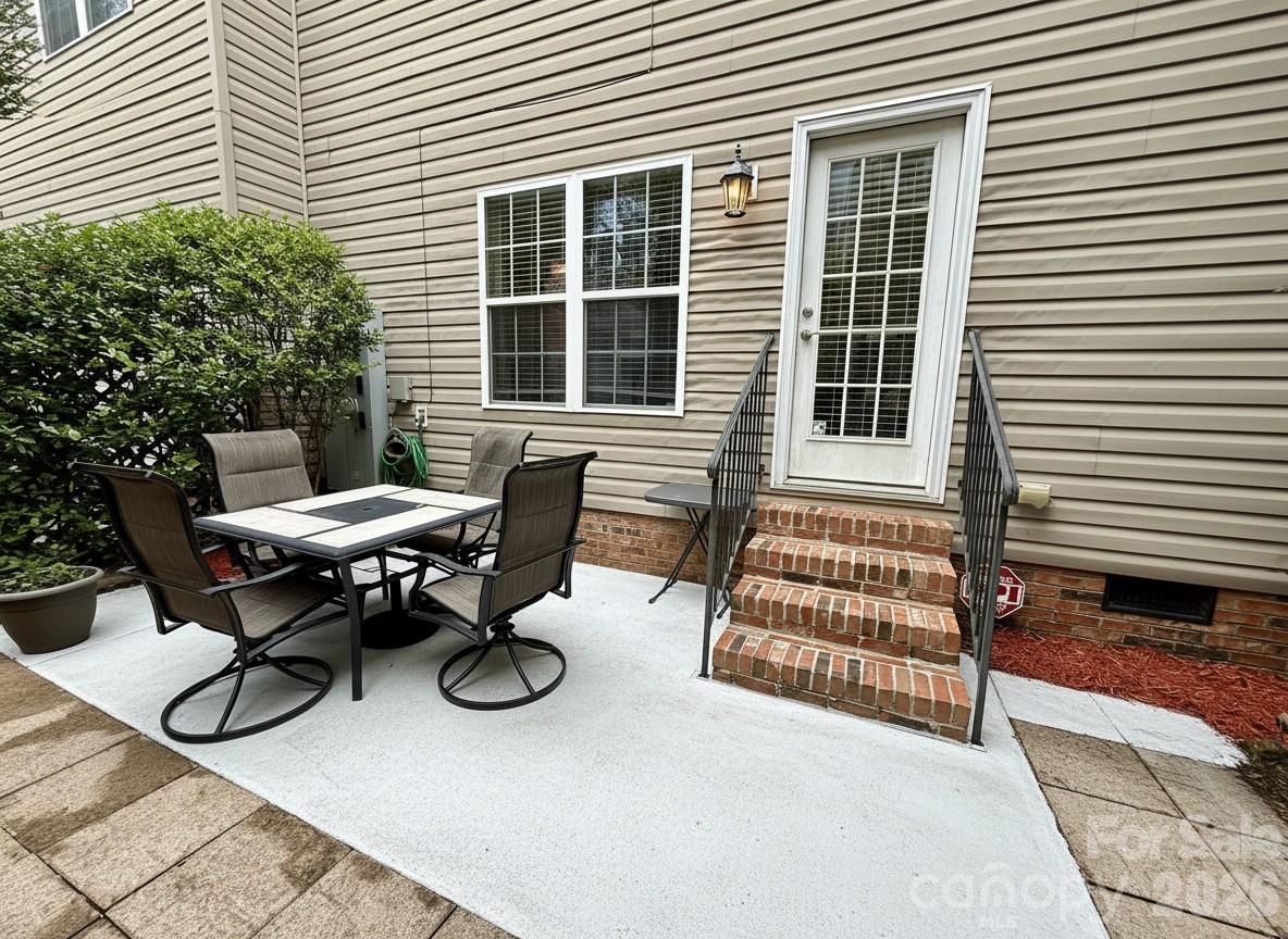4417 Kathleen Court — Charlotte