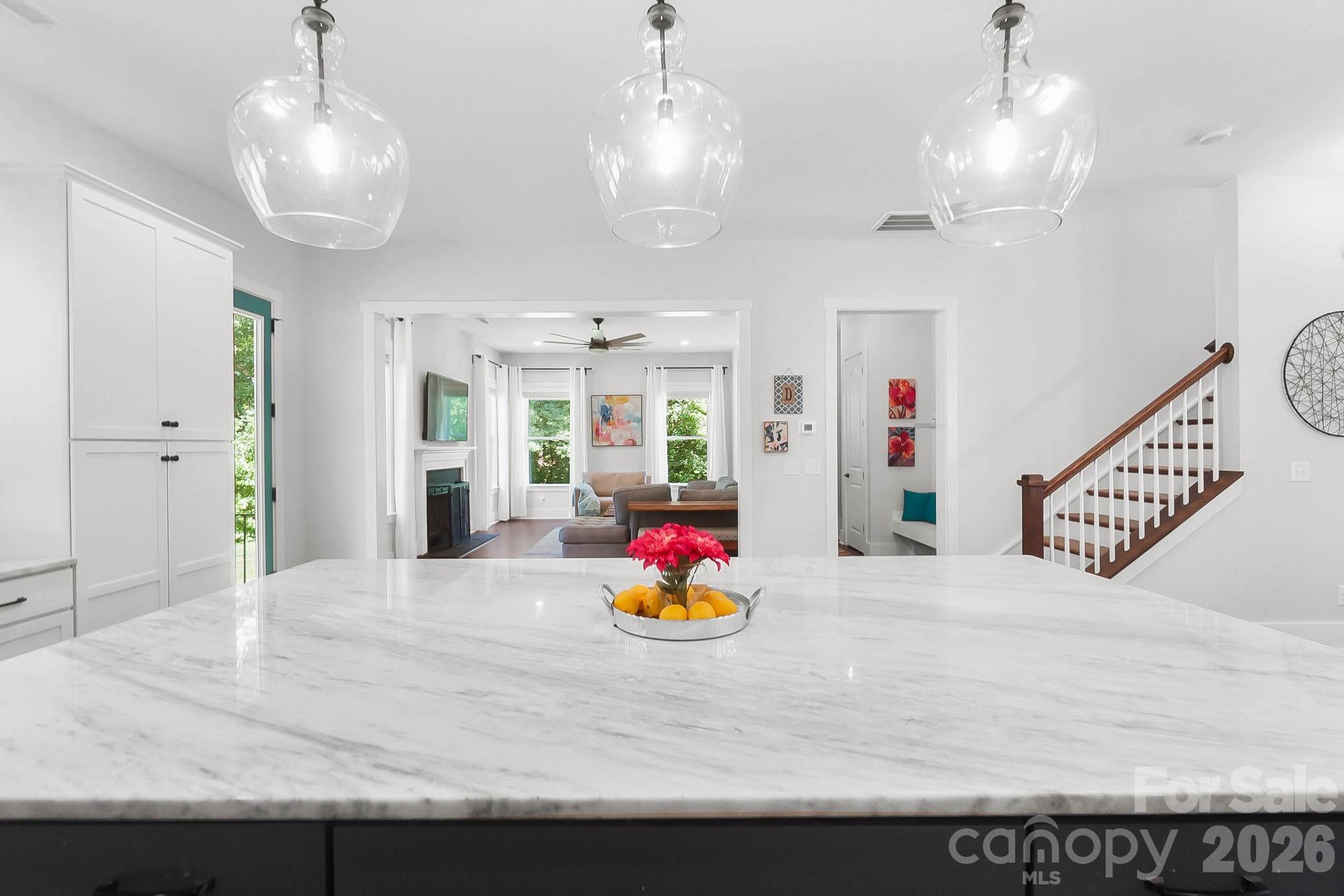 124 Lorenzo Lane — Mooresville