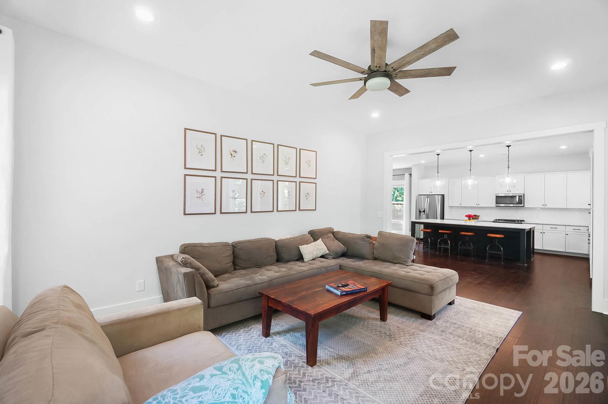 124 Lorenzo Lane — Mooresville