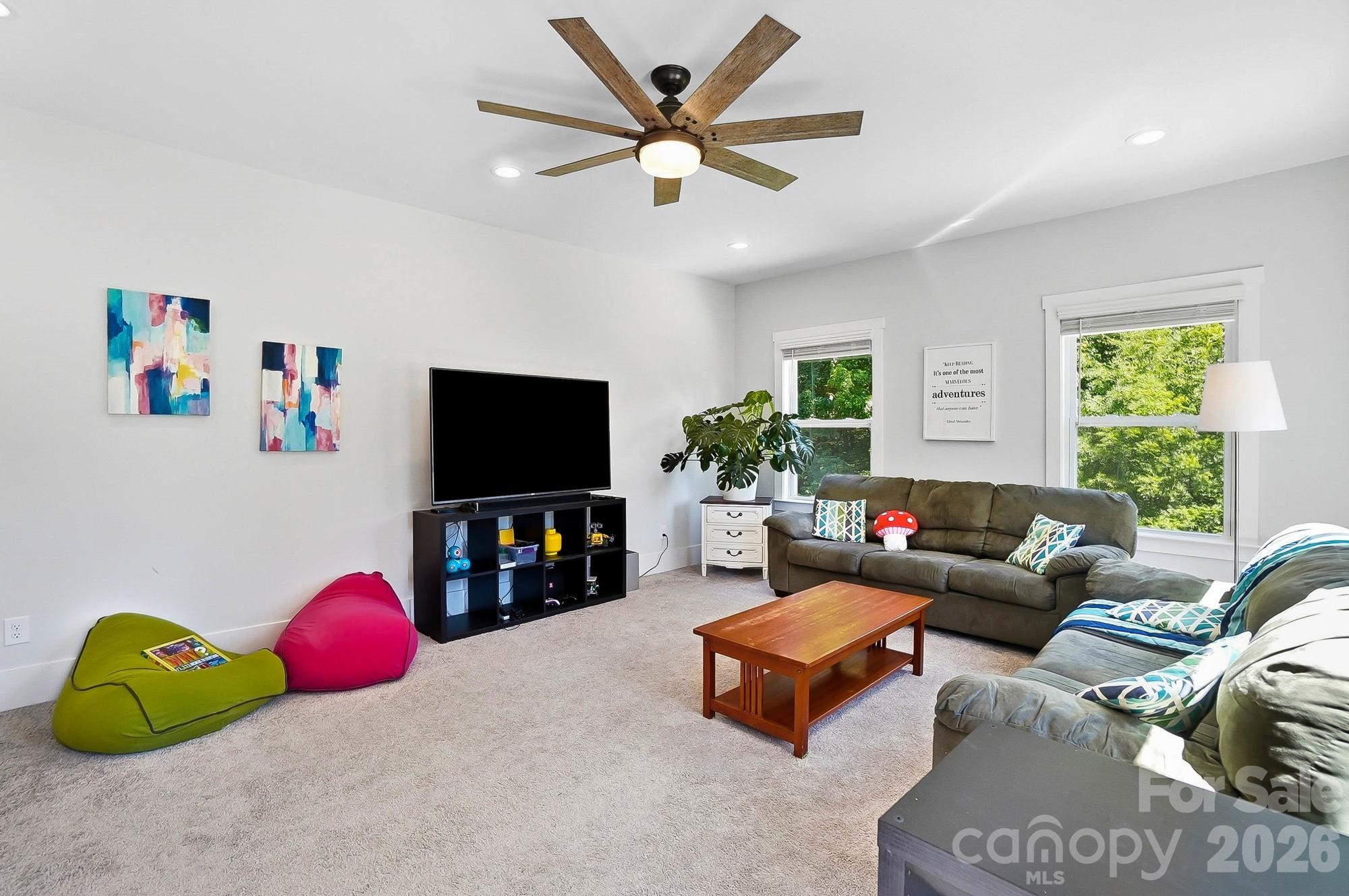 124 Lorenzo Lane — Mooresville