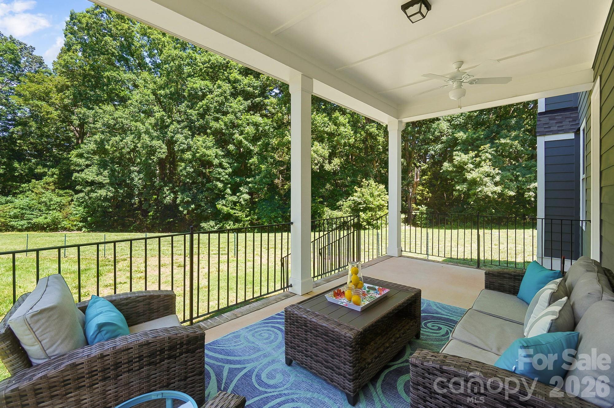 124 Lorenzo Lane — Mooresville