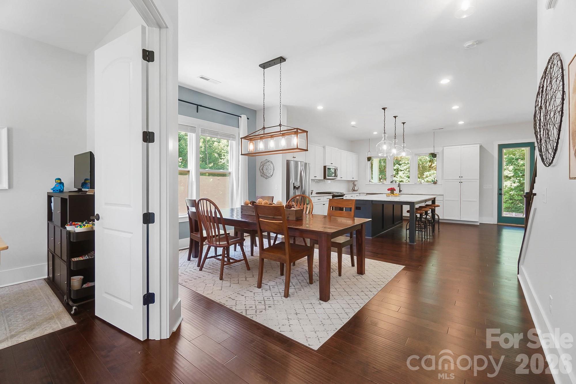 124 Lorenzo Lane — Mooresville