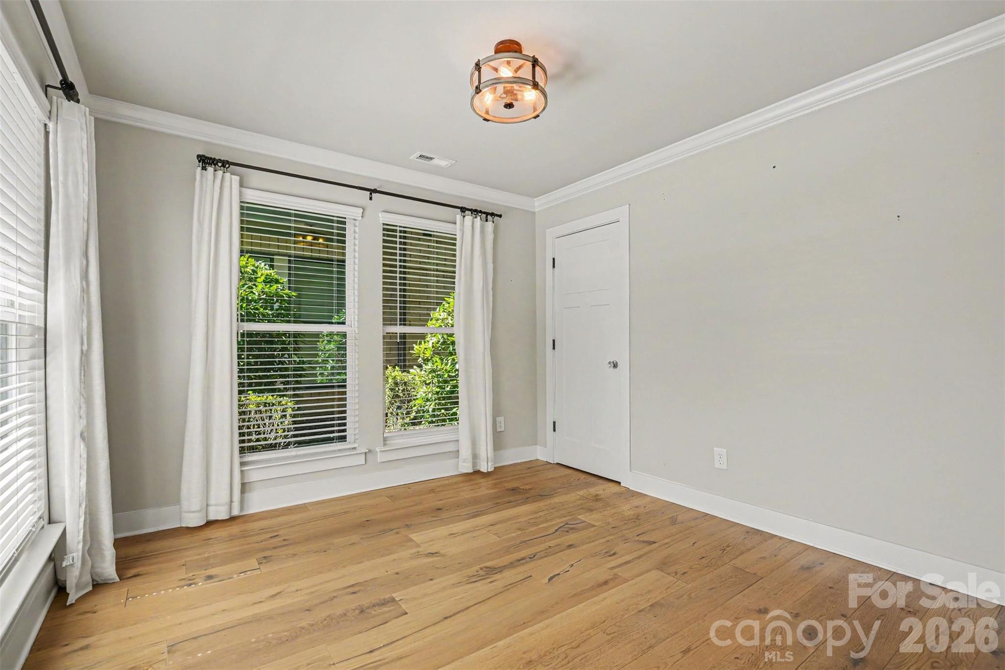 1571 Duckworth Avenue — Charlotte