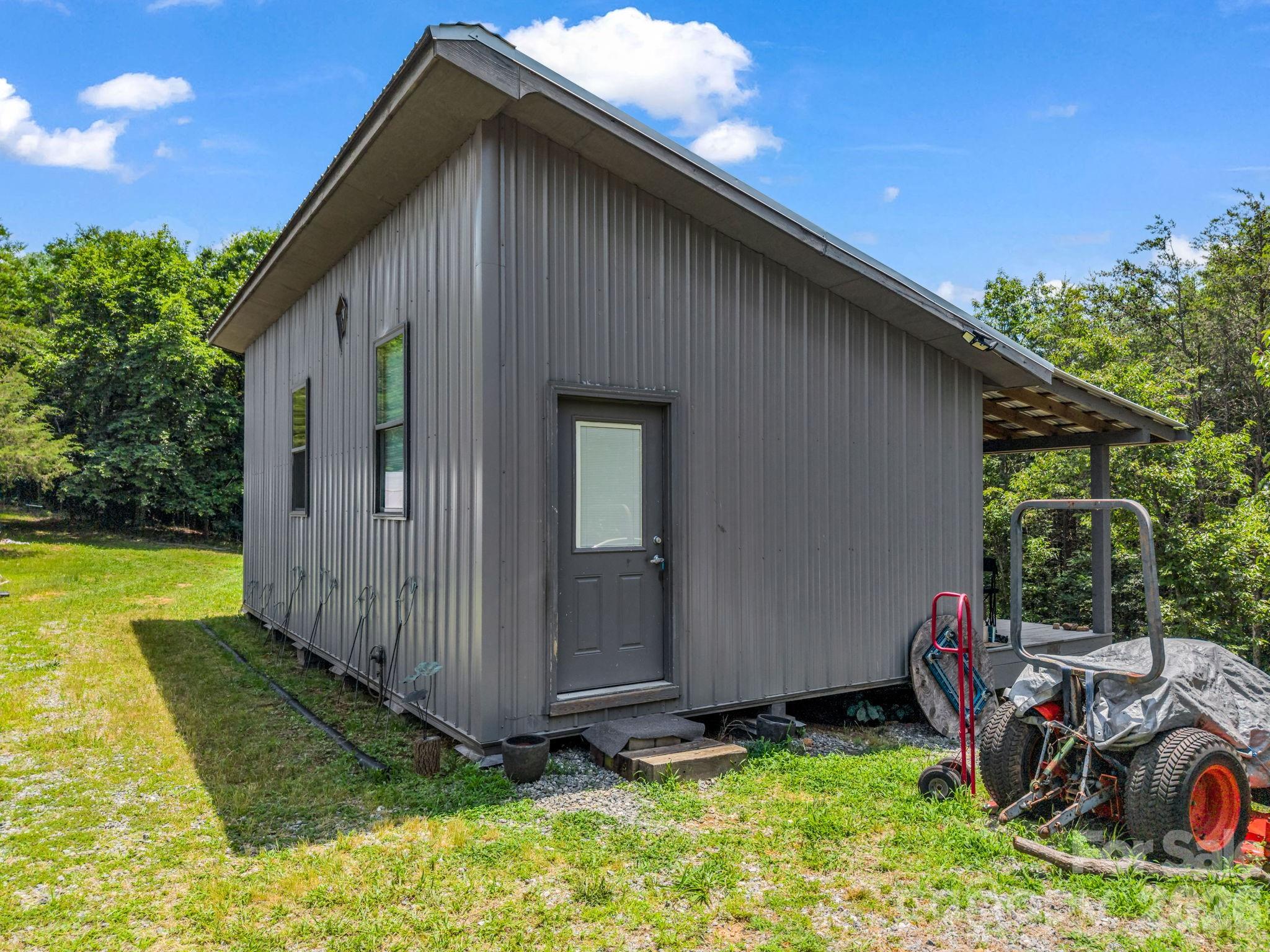 1300 Towery Trace — Ellenboro