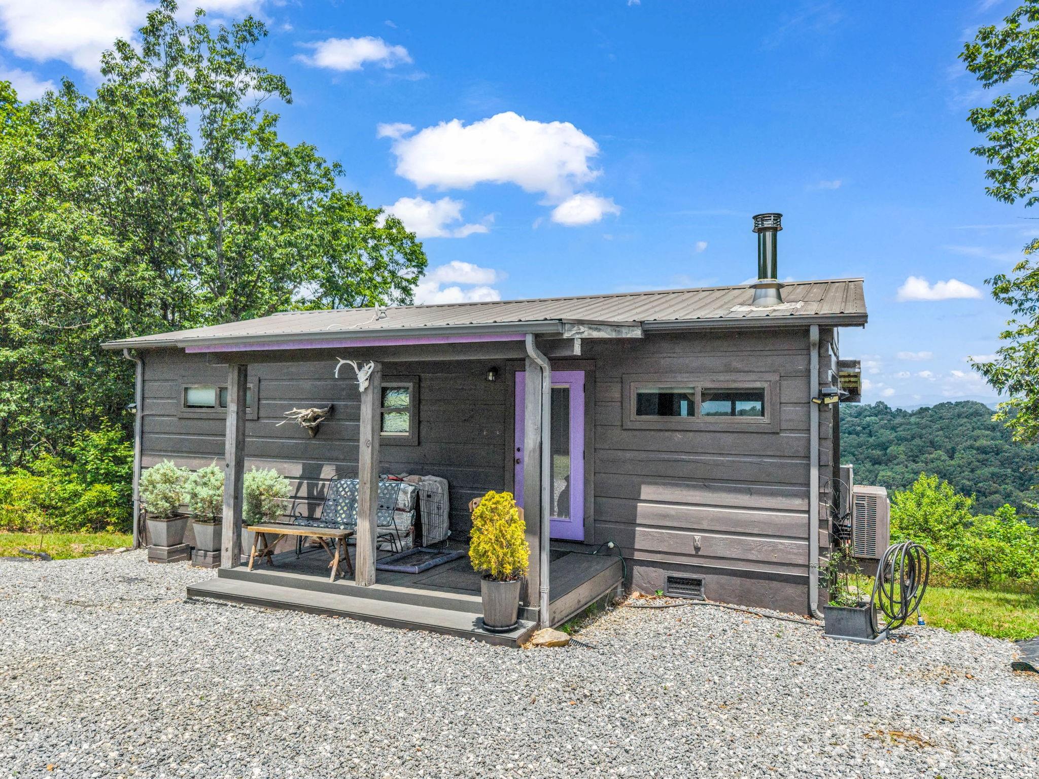 1300 Towery Trace — Ellenboro