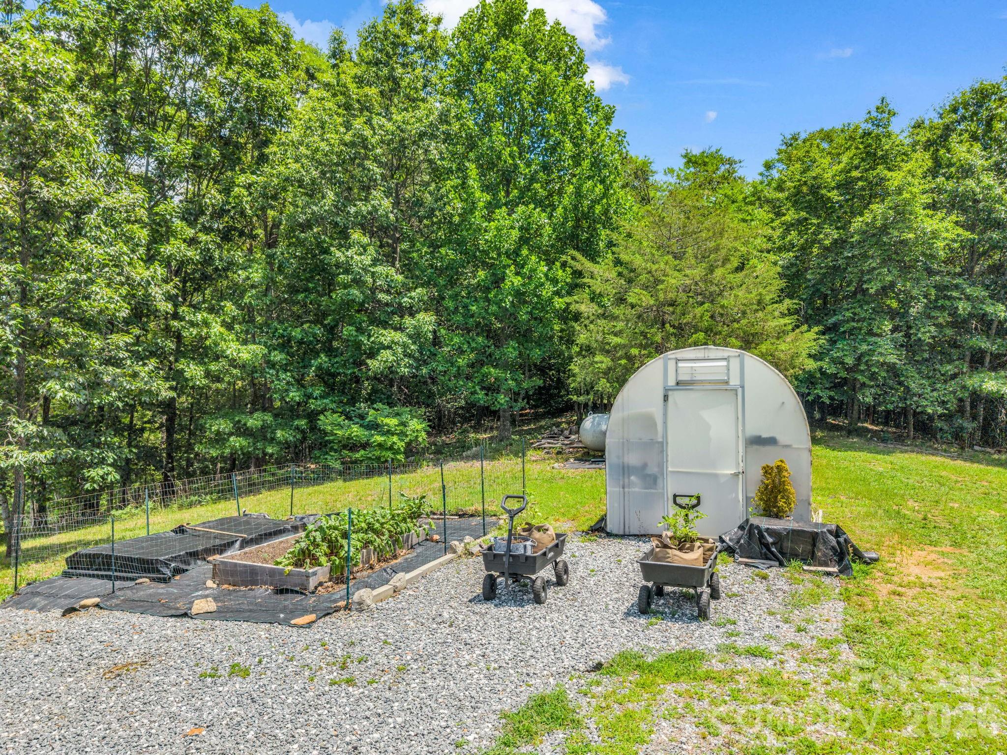 1300 Towery Trace — Ellenboro