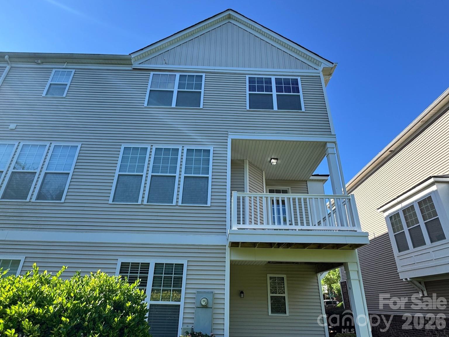 11198 Bridgewater Drive — Huntersville