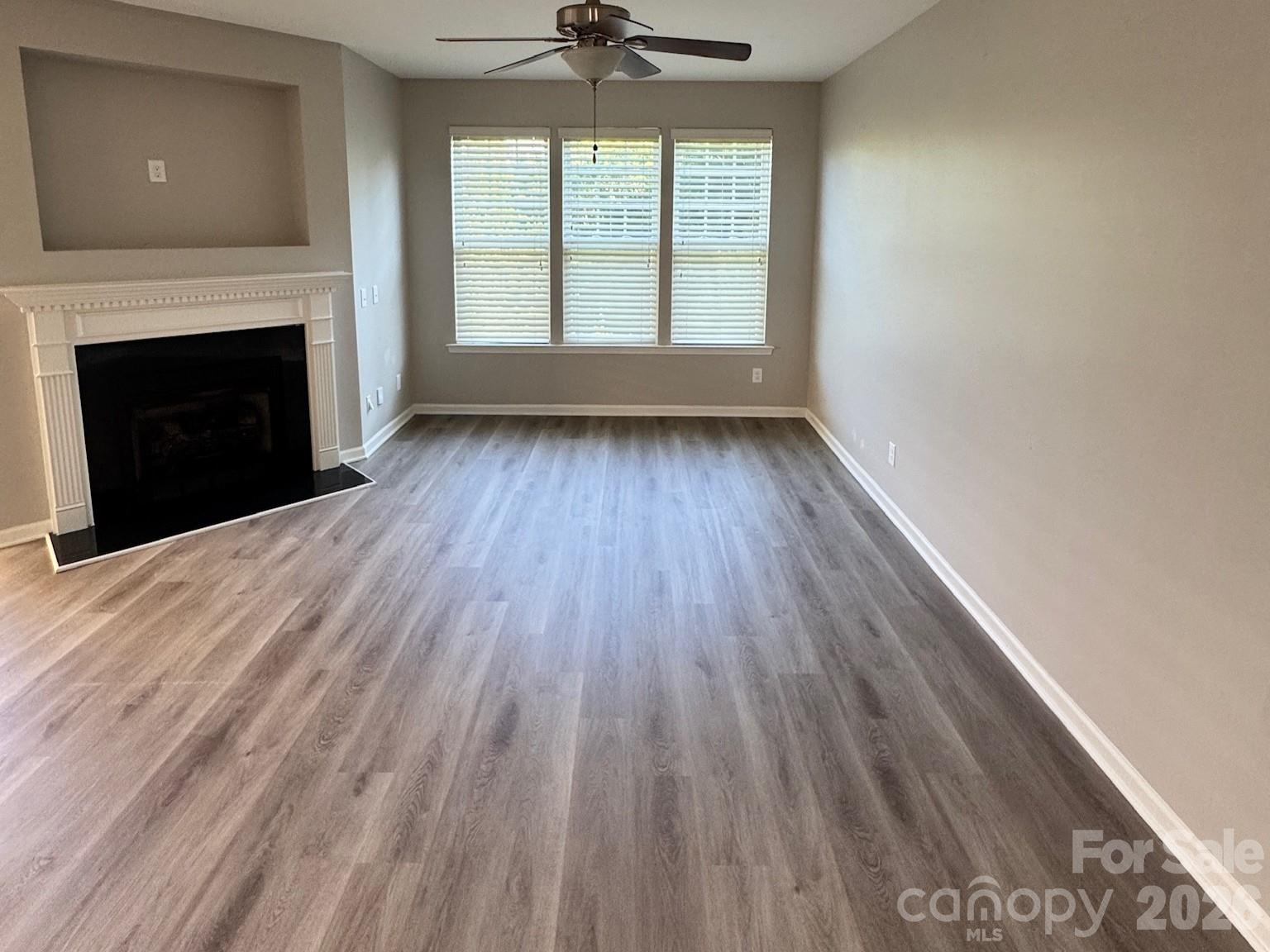 11198 Bridgewater Drive — Huntersville