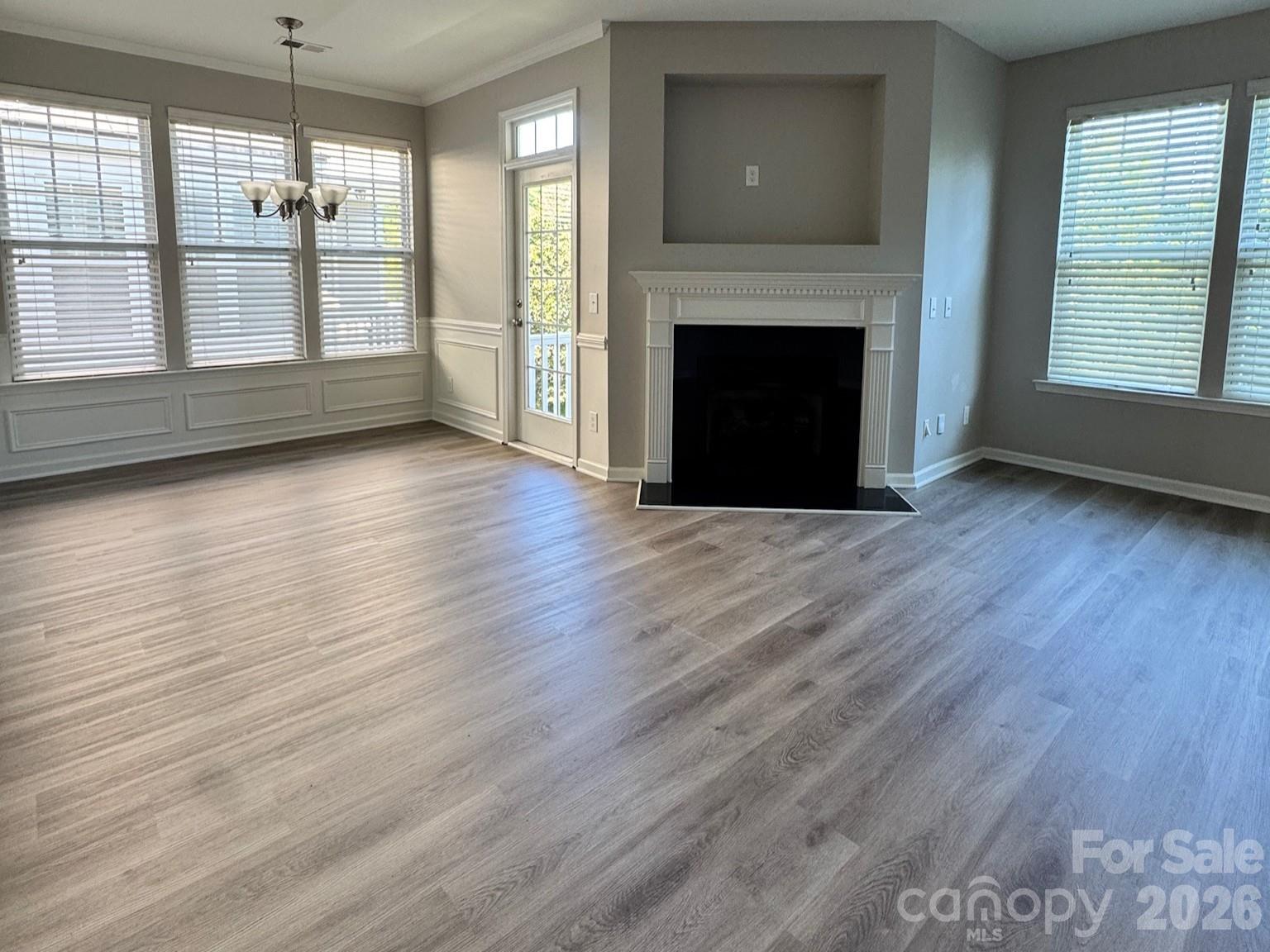 11198 Bridgewater Drive — Huntersville