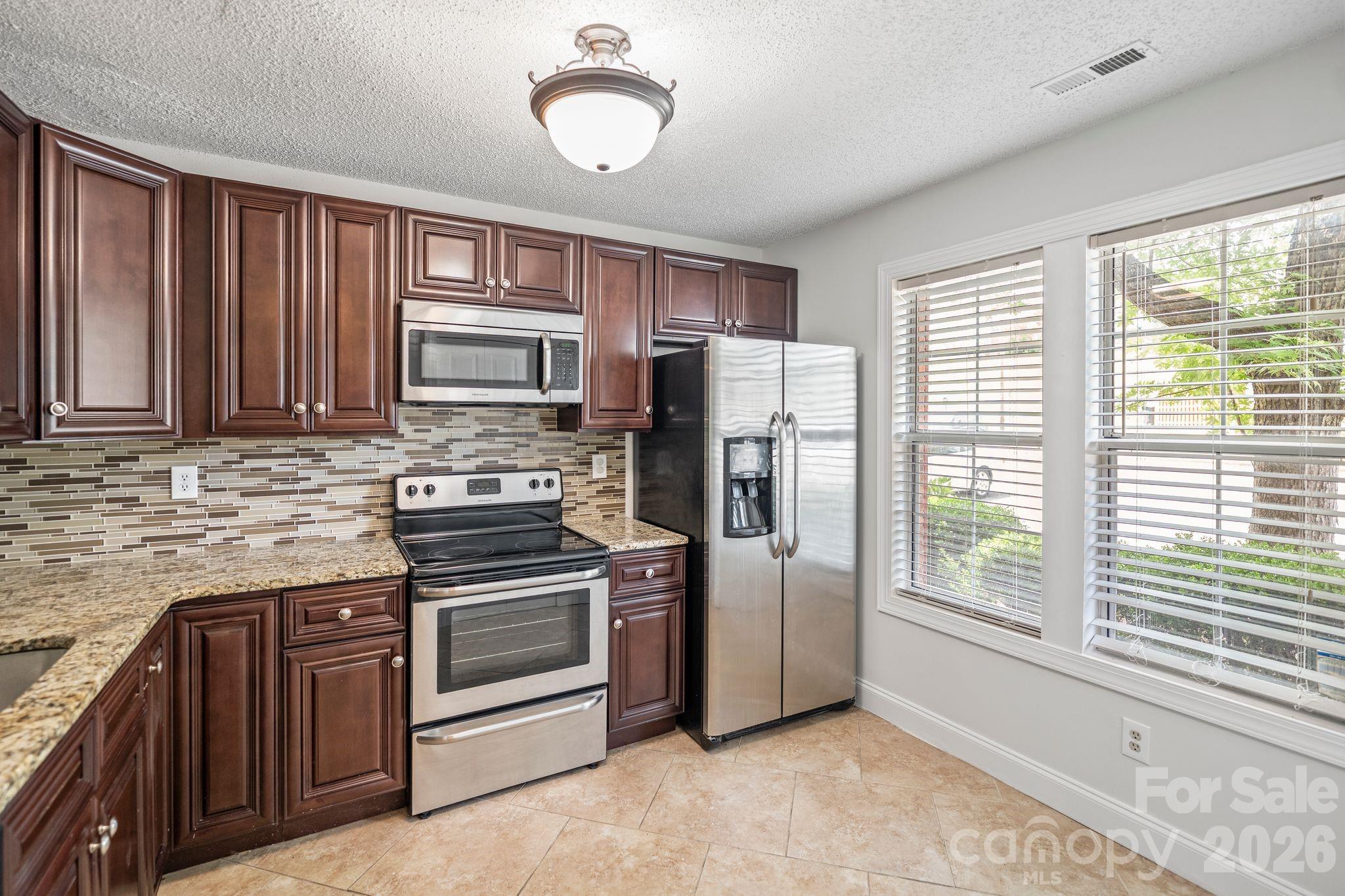 9710 Old Gate Drive — Matthews