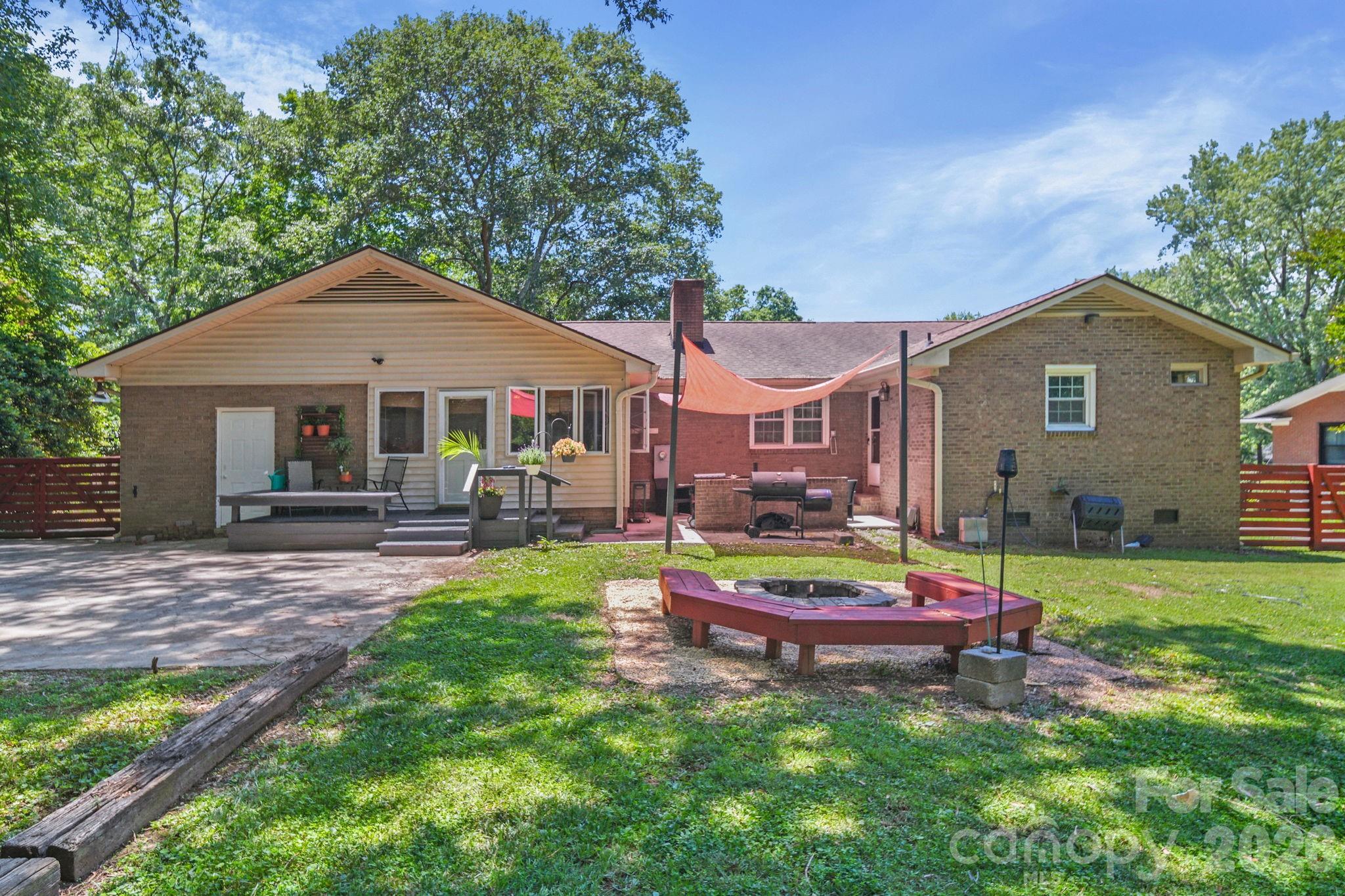 5329 Providence Road — Charlotte