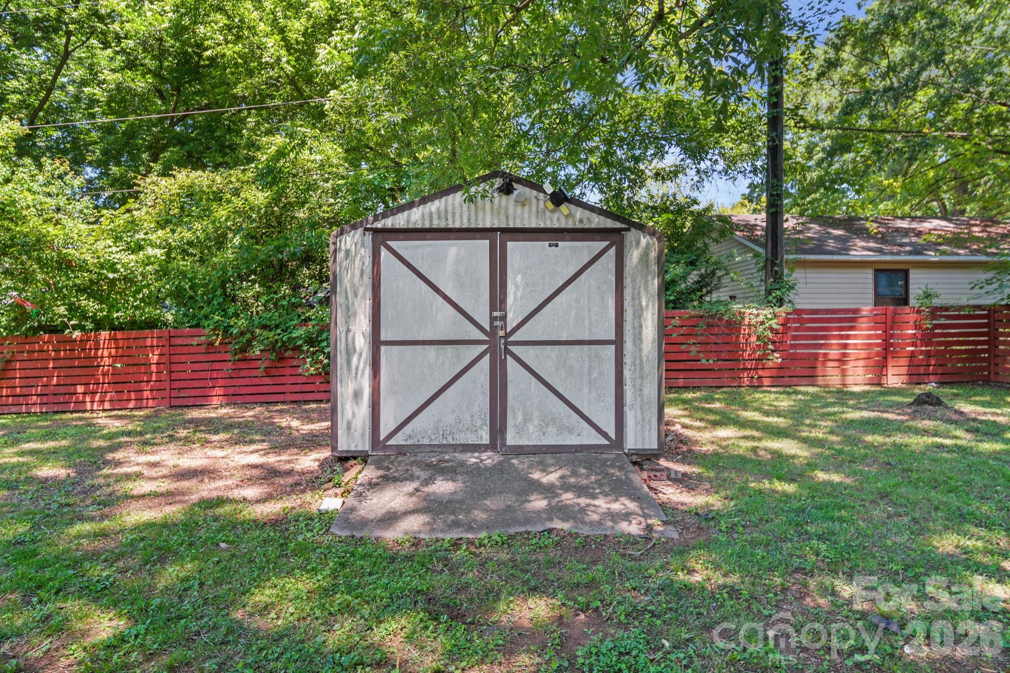 5329 Providence Road — Charlotte