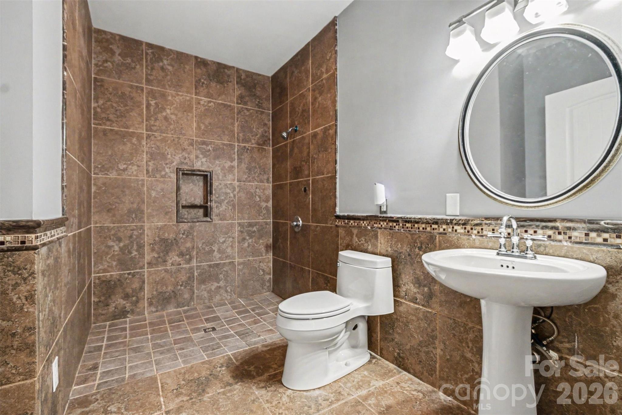 3801 Hayden Drive — Charlotte